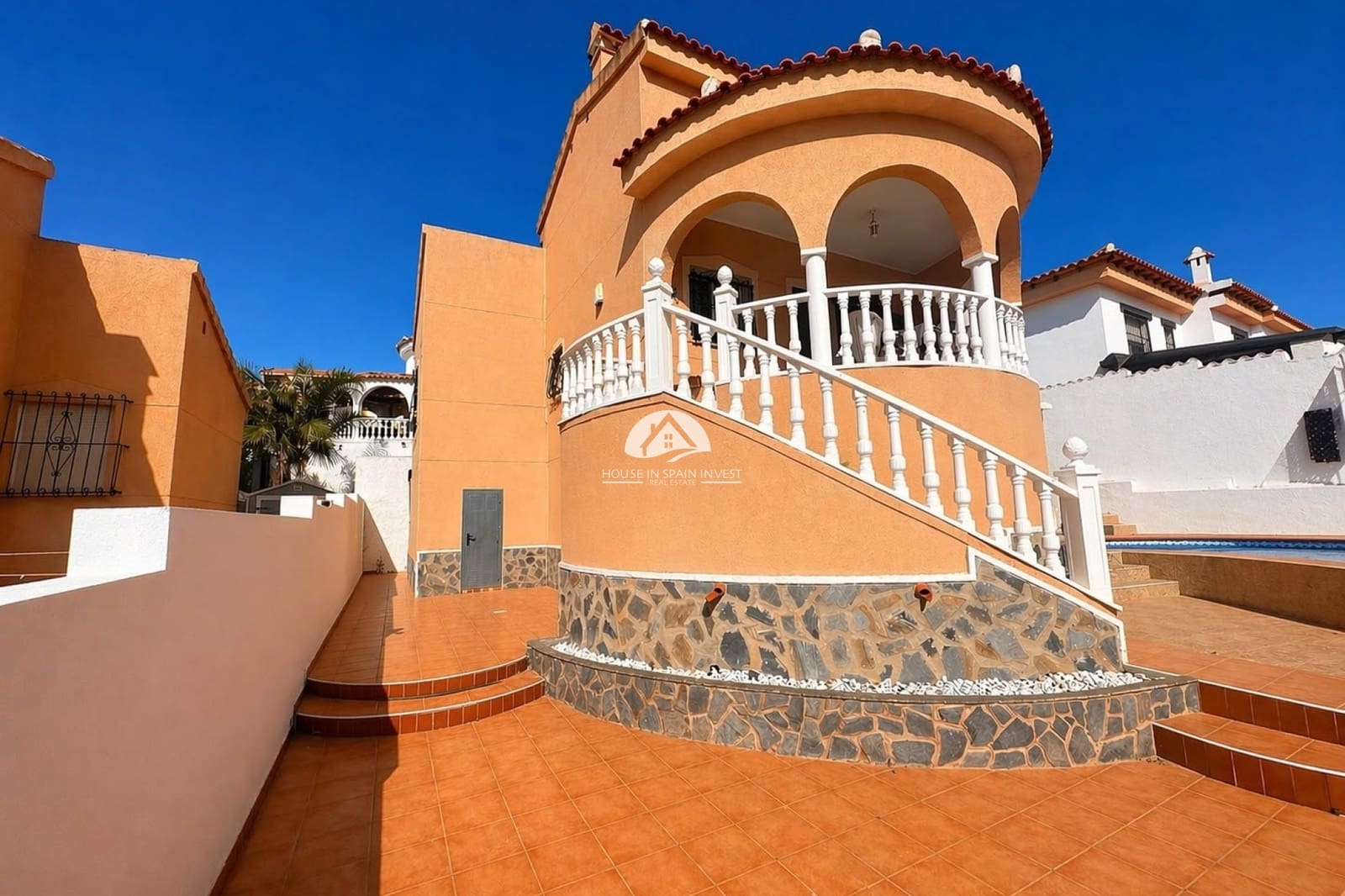 3 soverom Villa til salgs i Ciudad Quesada med svømmebasseng - € 299 999 (Ref: 9888391)