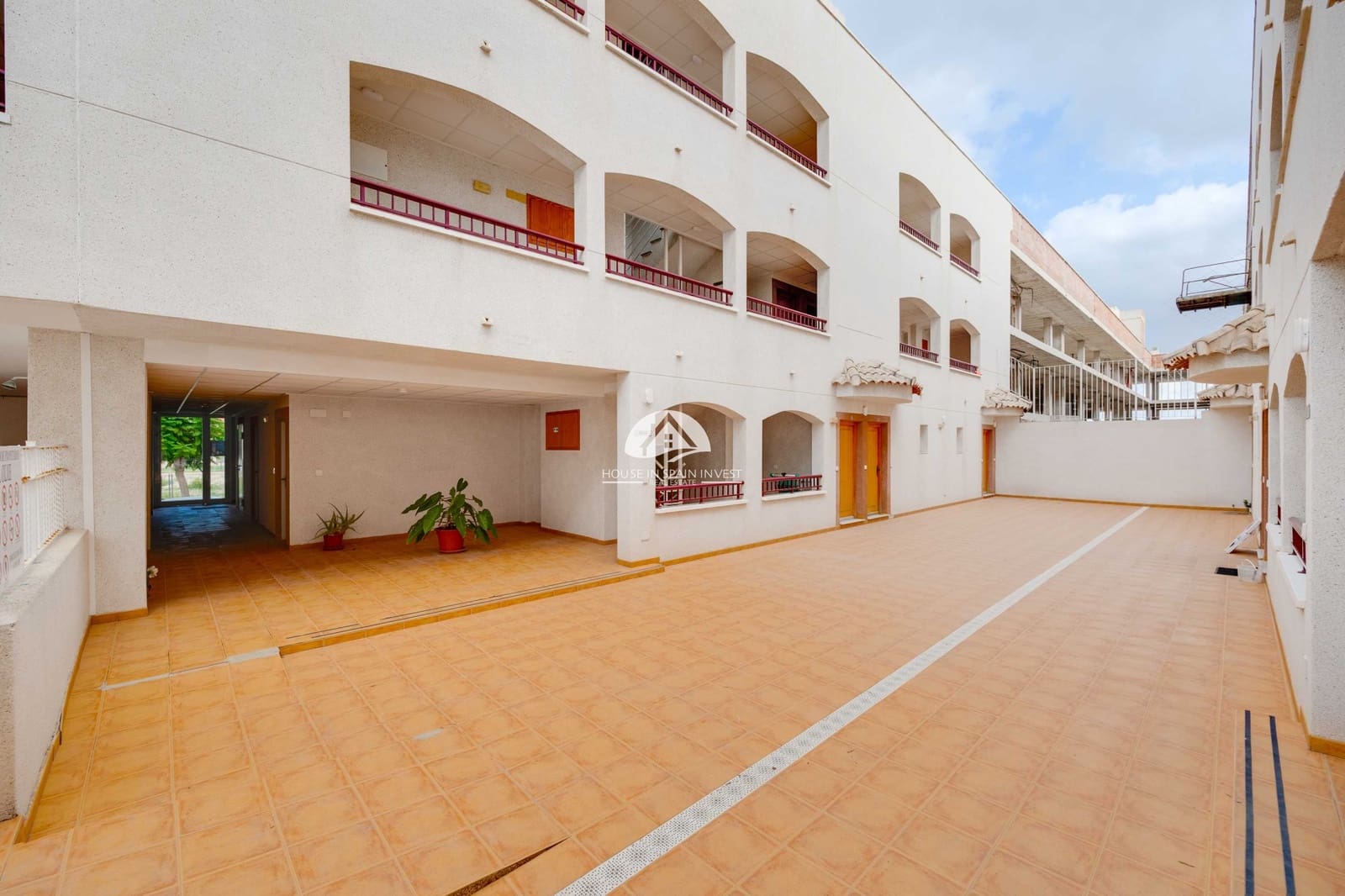 Apartment for sale in San Fulgencio with pool - € 82,000 (Ref: 9888394)