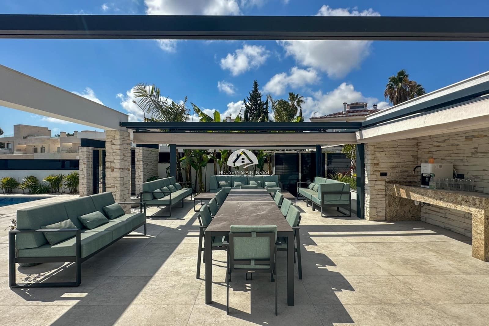 4 soverom Villa til salgs i Orihuela Costa med svømmebasseng garasje - € 2 950 000 (Ref: 9888429)