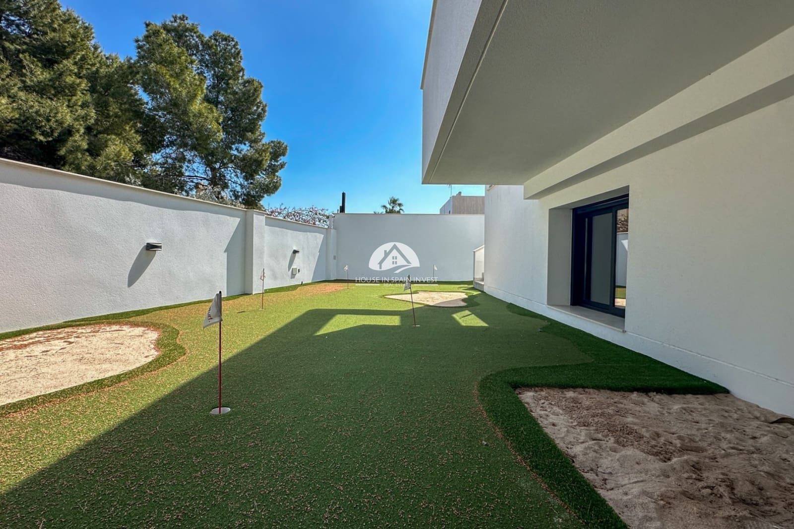 4 soverom Villa til salgs i Orihuela Costa med svømmebasseng garasje - € 2 950 000 (Ref: 9888429)