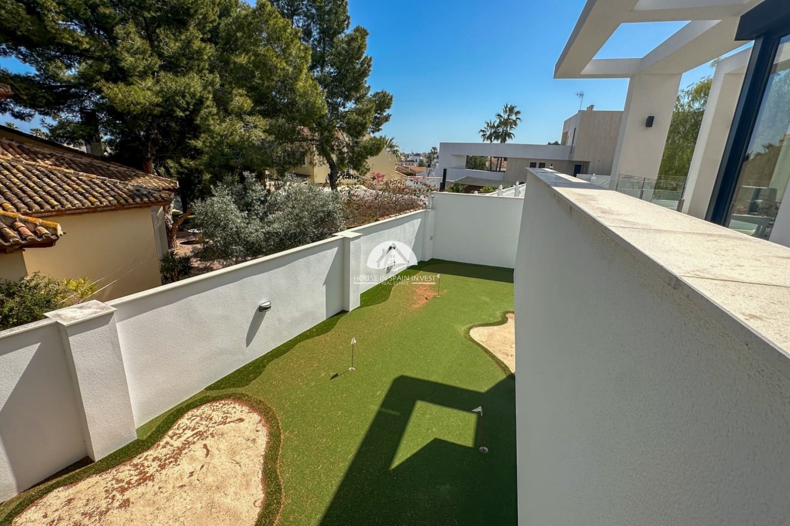 4 soverom Villa til salgs i Orihuela Costa med svømmebasseng garasje - € 2 950 000 (Ref: 9888429)