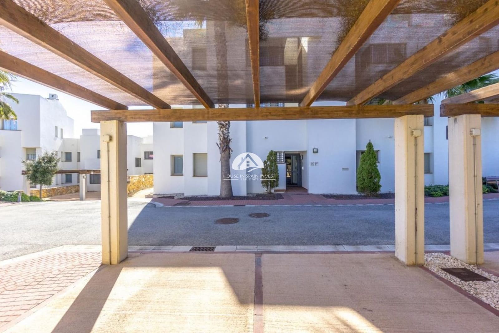 2 Zimmer Penthouse zu verkaufen in Las Colinas Golf mit Pool Garage - 299.000 € (Ref: 9891384)