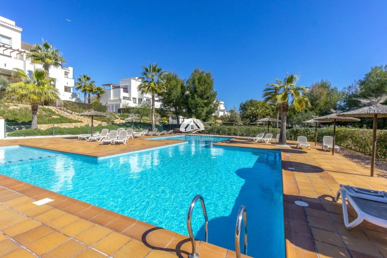 2 Zimmer Penthouse zu verkaufen in Las Colinas Golf mit Pool Garage - 299.000 € (Ref: 9891384)