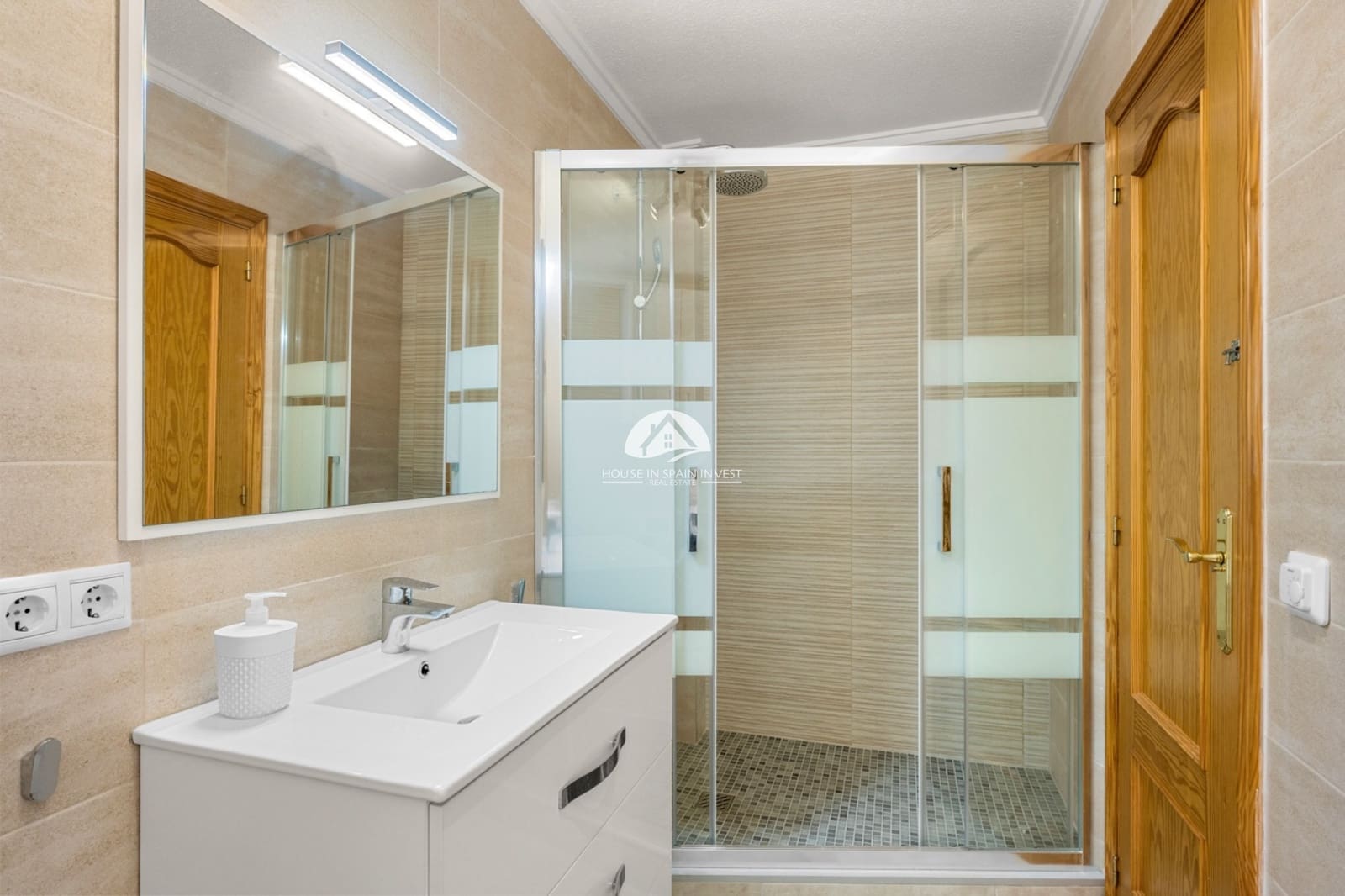3 makuuhuone Huvila myytävänä paikassa Ciudad Quesada - 495 000 € (Ref: 9895665)