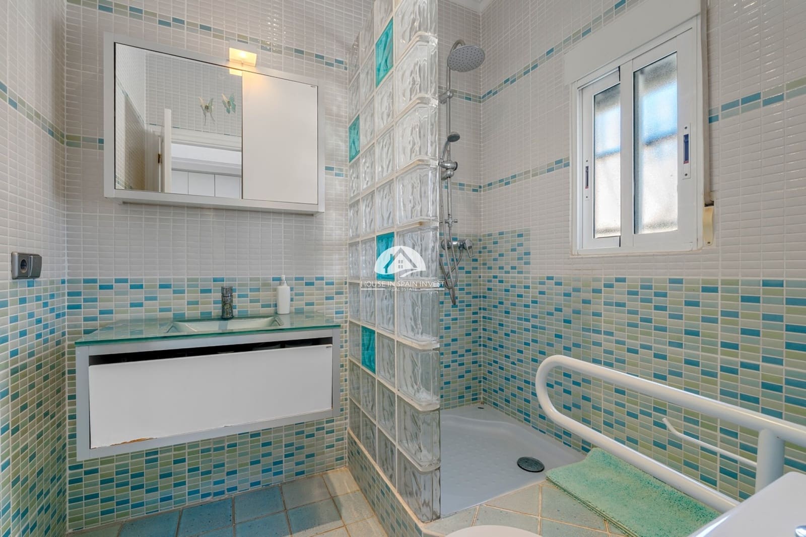 4 soveværelse Villa til salg i La Marquesa med swimmingpool - € 399.000 (Ref: 9895667)