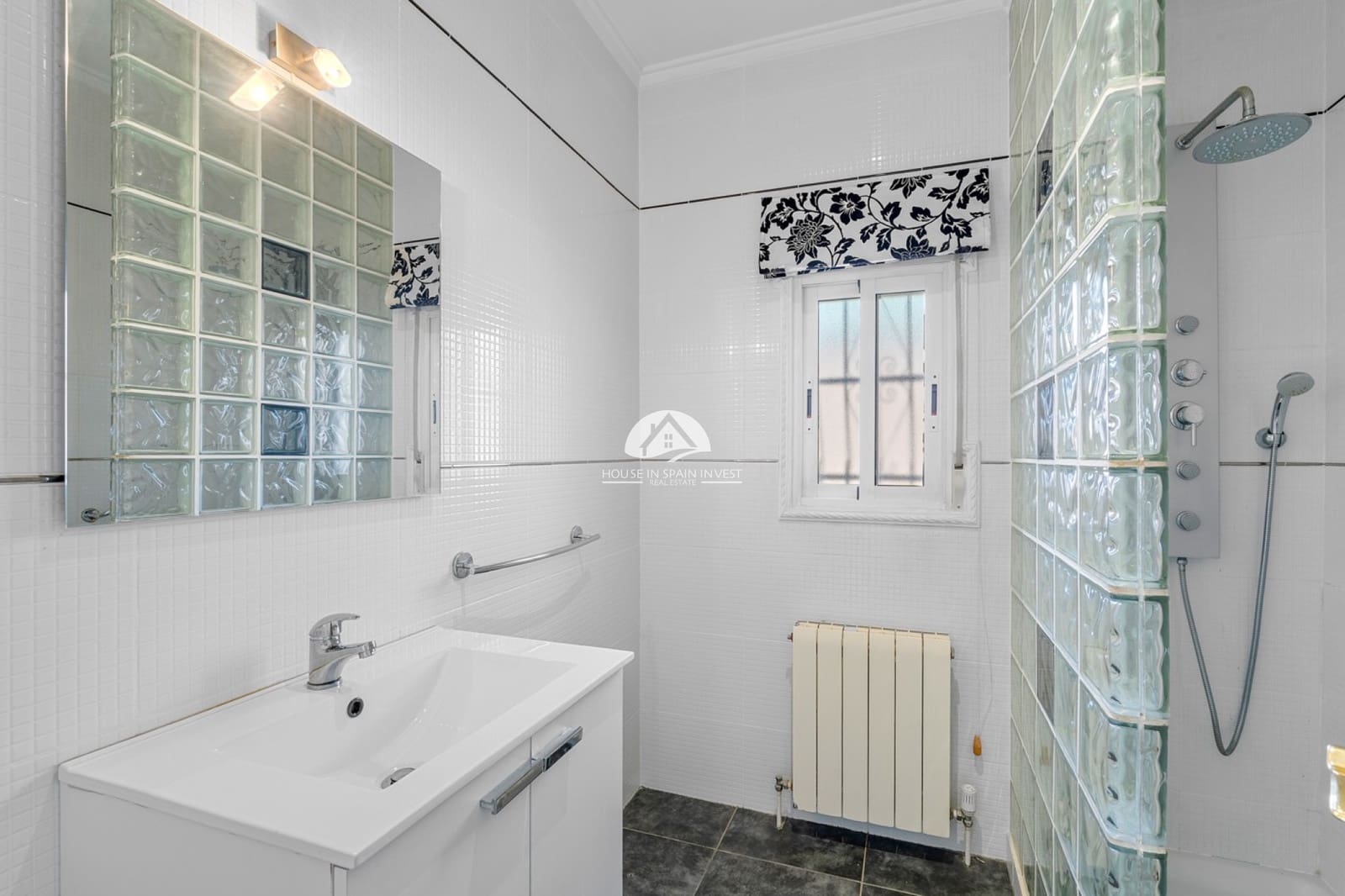 4 soveværelse Villa til salg i La Marquesa med swimmingpool - € 399.000 (Ref: 9895667)