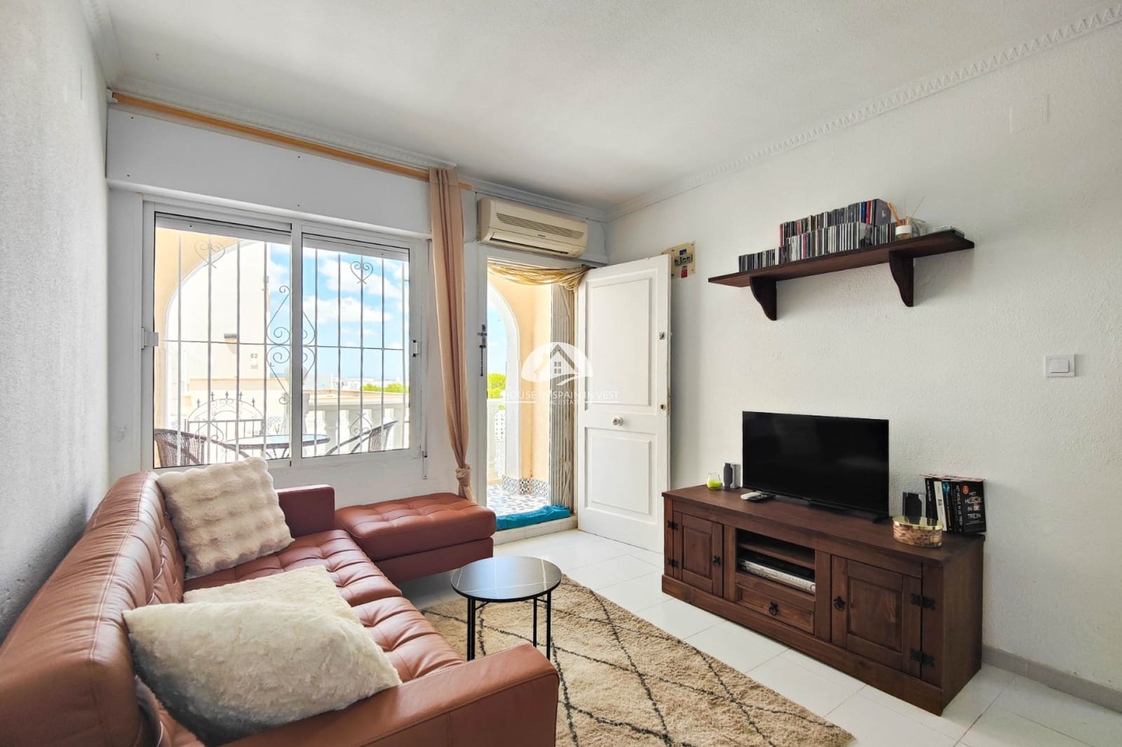 2 makuuhuone Omakotitalo myytävänä paikassa Punta Prima mukana uima-altaan - 129 990 € (Ref: 9902642)