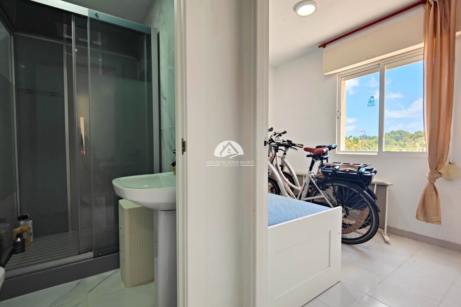 2 makuuhuone Omakotitalo myytävänä paikassa Punta Prima mukana uima-altaan - 129 990 € (Ref: 9902642)