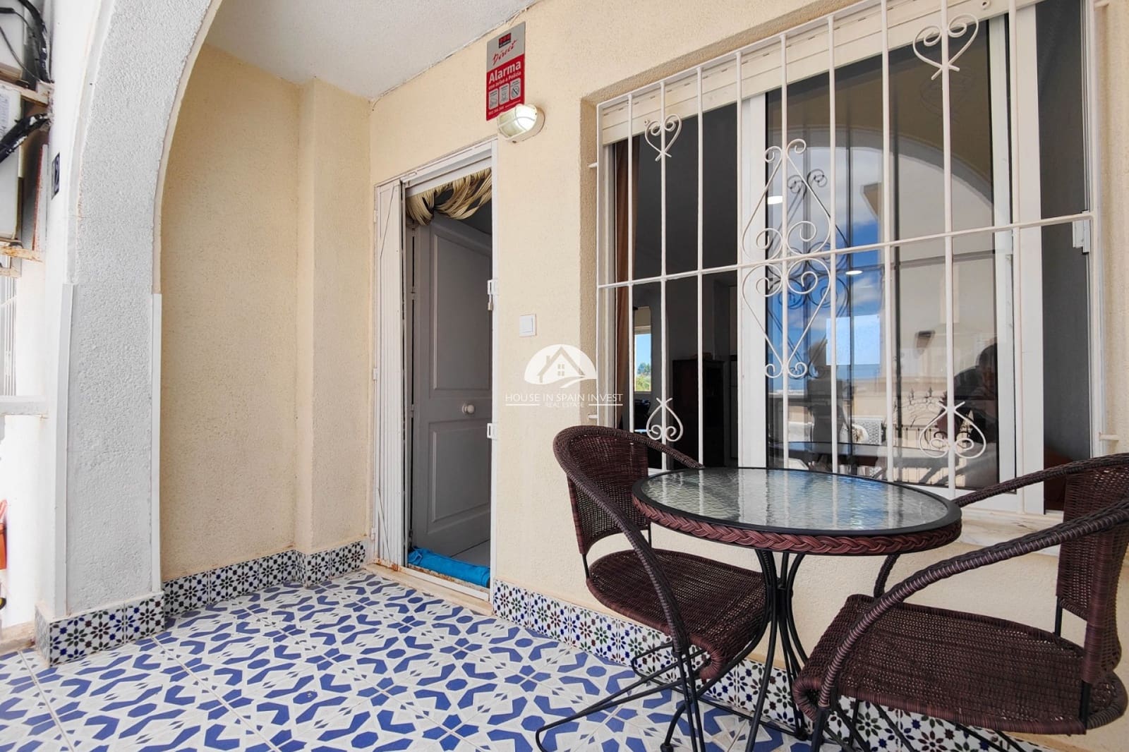 2 makuuhuone Omakotitalo myytävänä paikassa Punta Prima mukana uima-altaan - 129 990 € (Ref: 9902642)