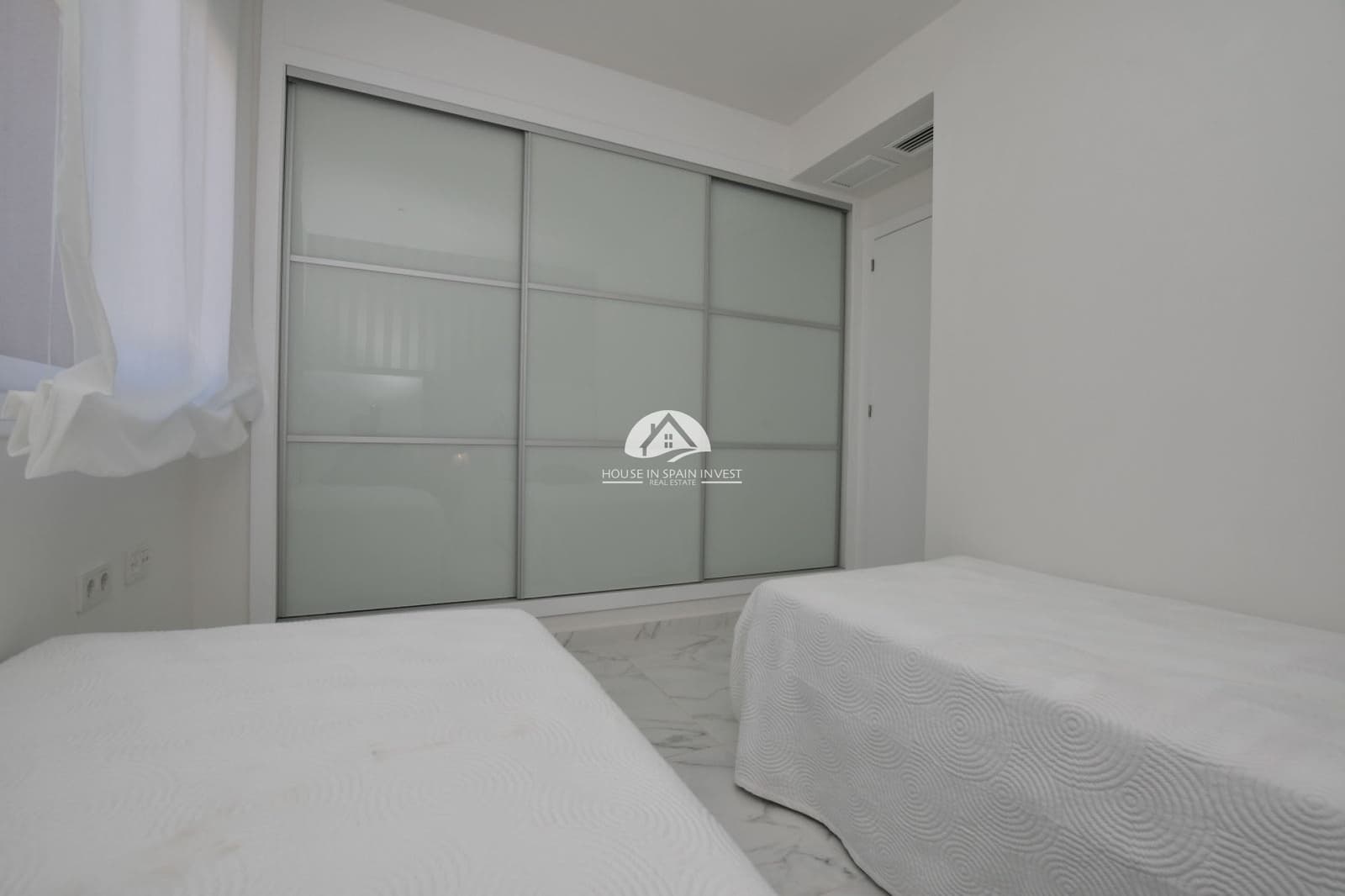 2 sypialnia Bungalow na sprzedaż w San Miguel de Salinas z basenem - 251 900 € (Ref: 9902643)