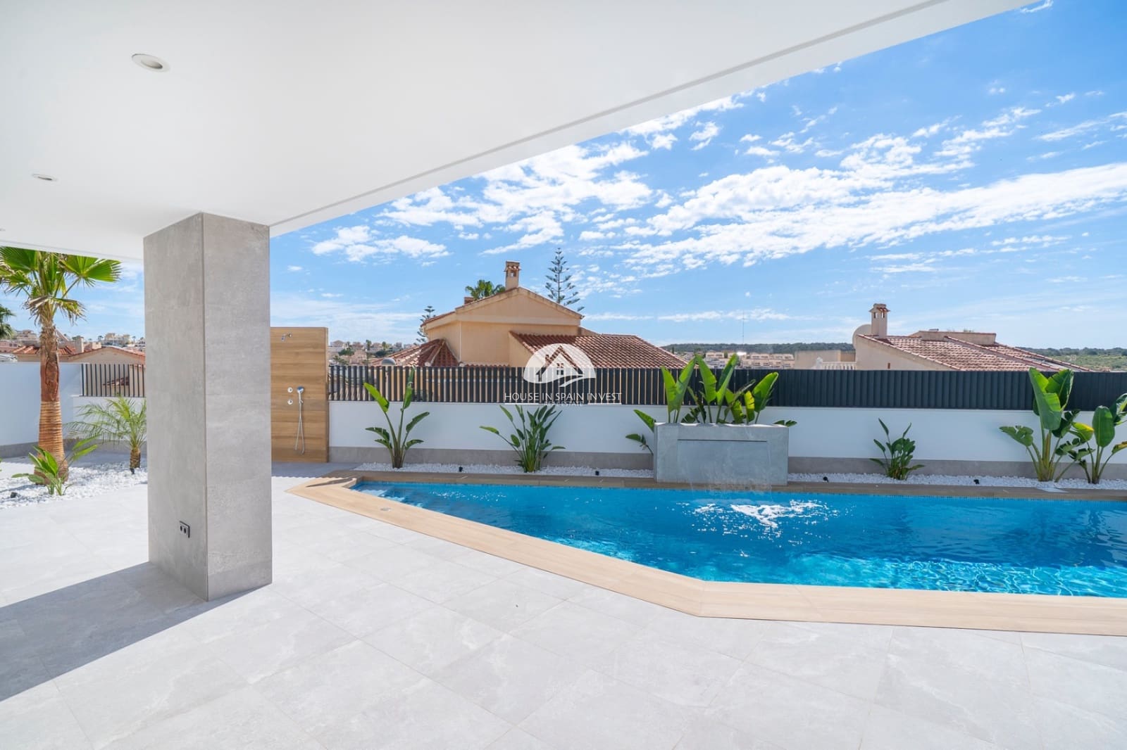 Chalet de 4 habitaciones en Ciudad Quesada en venta con piscina - 1.150.000 € (Ref: 9921483)