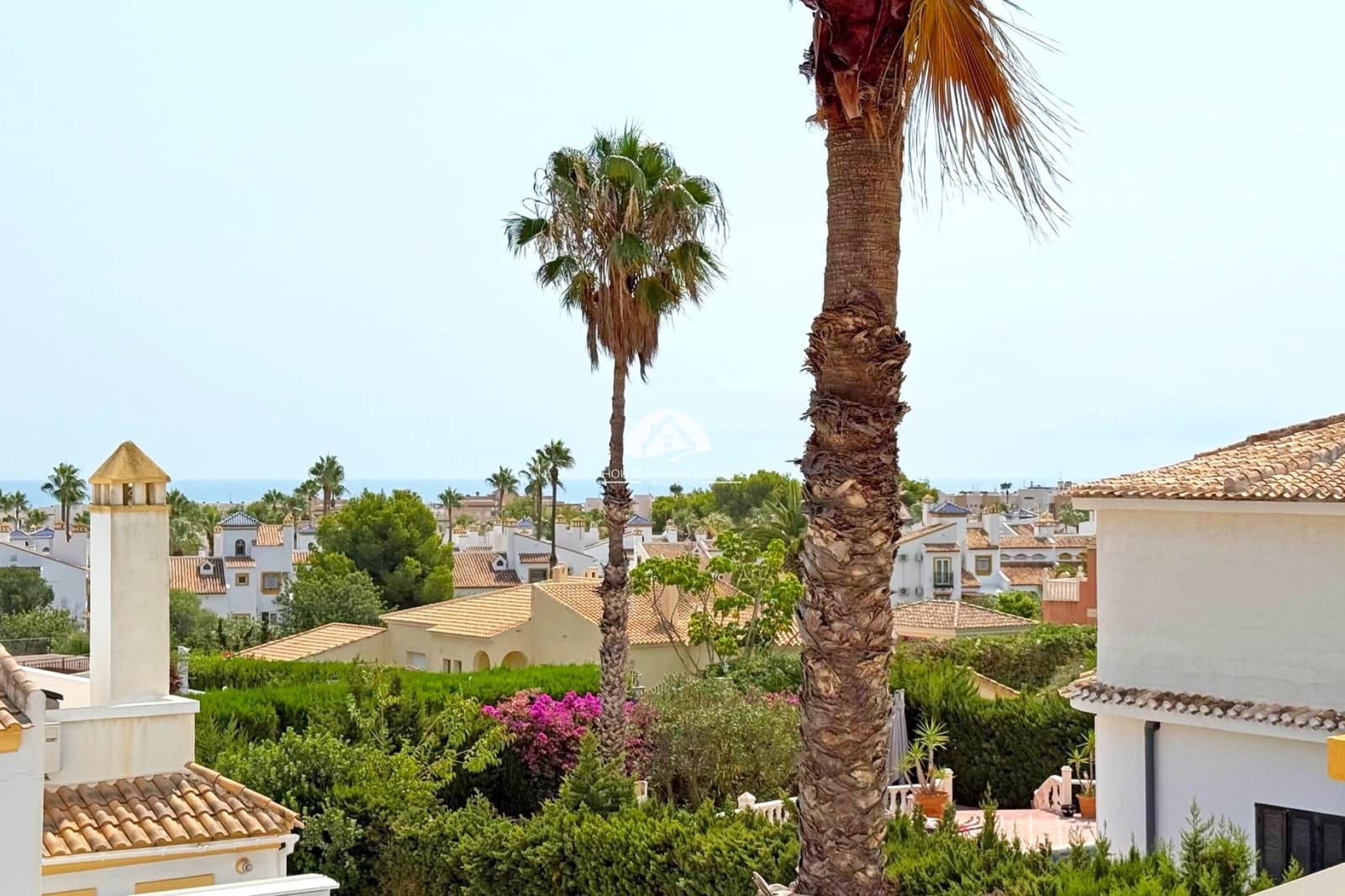 3 bedroom Villa for sale in Orihuela Costa with pool - € 424,900 (Ref: 9937234)