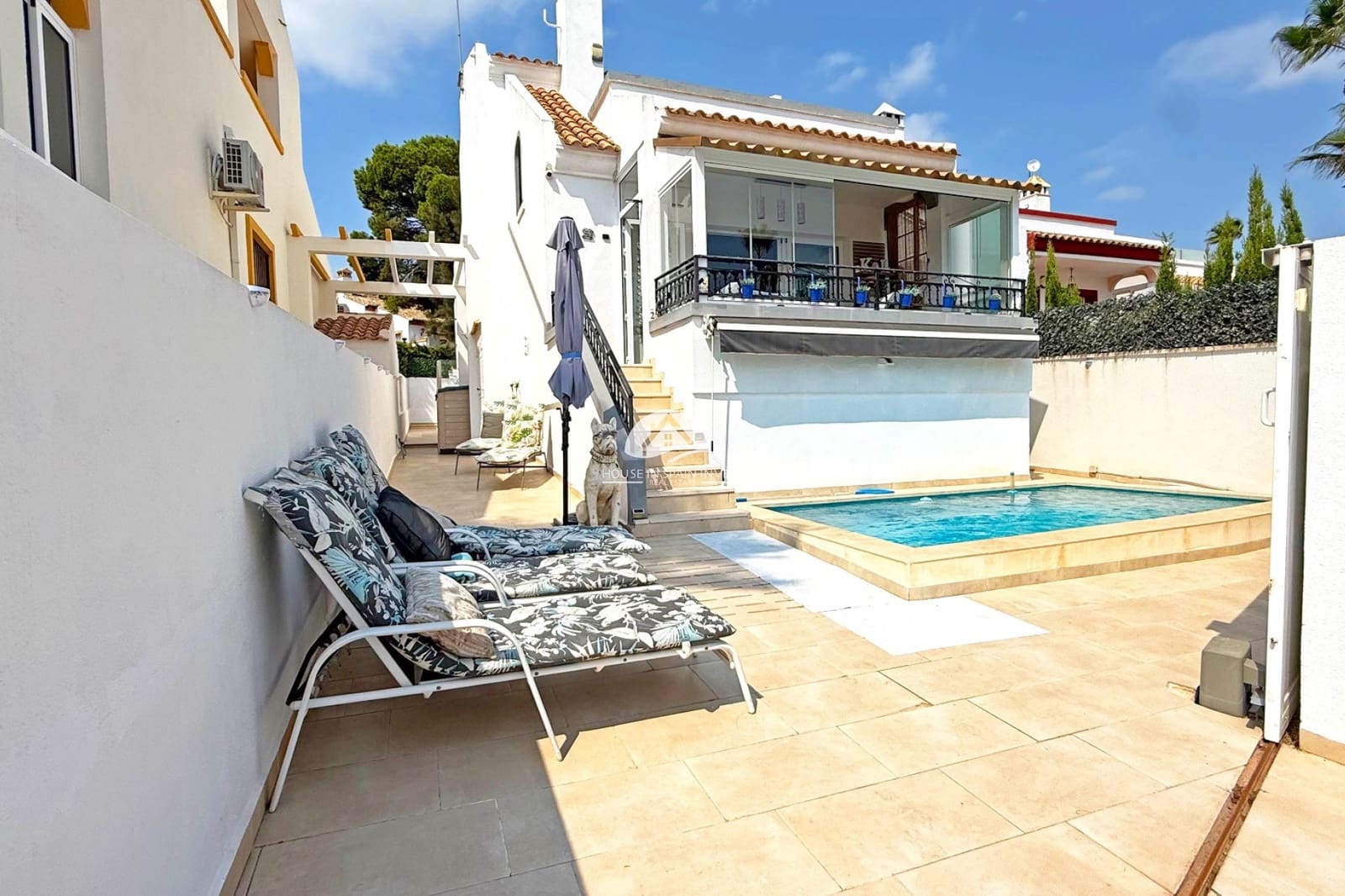3 bedroom Villa for sale in Orihuela Costa with pool - € 424,900 (Ref: 9937234)