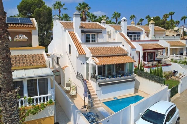 3 soverom Villa til salgs i Villamartin, Orihuela med svømmebasseng - € 424 900 (Ref: 9937234)