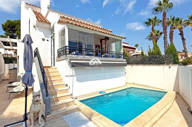 3 soverom Villa til salgs i Villamartin, Orihuela med svømmebasseng - € 424 900 (Ref: 9937234)