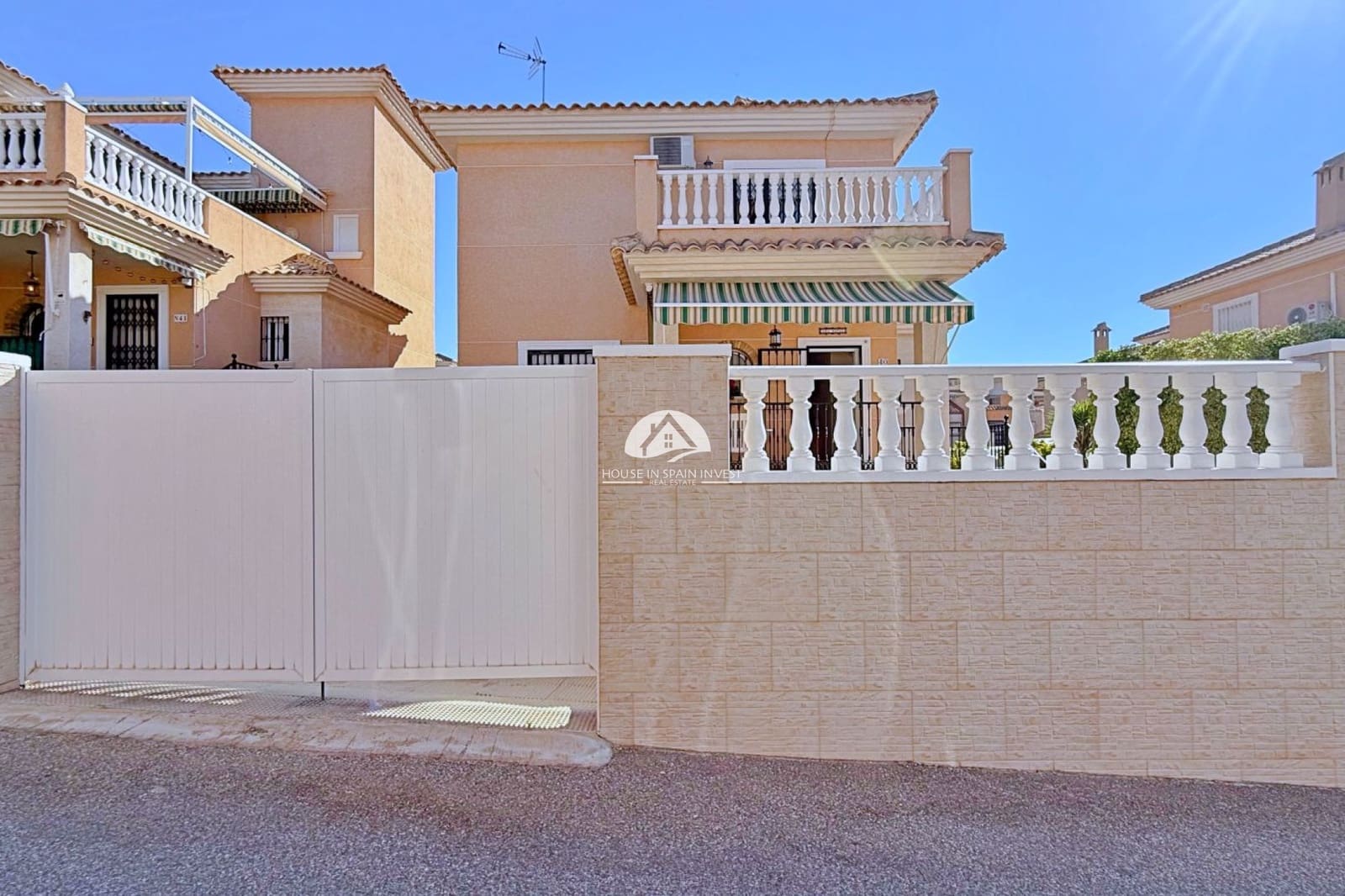 4 makuuhuone Huvila myytävänä paikassa Orihuela Costa - 379 000 € (Ref: 9955562)