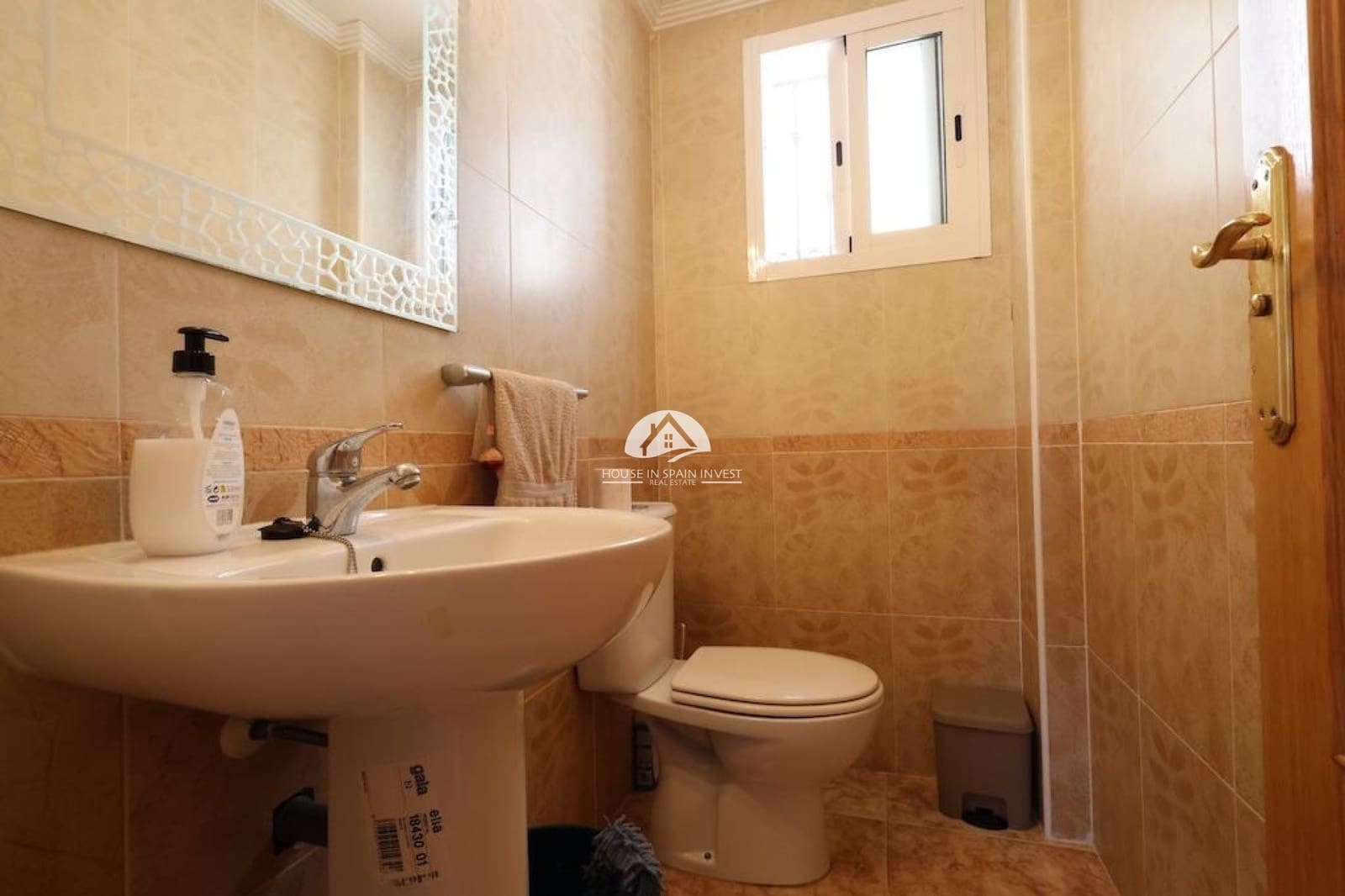 2 sypialnia Dom na sprzedaż w Orihuela Costa z basenem garażem - 214 000 € (Ref: 9955566)