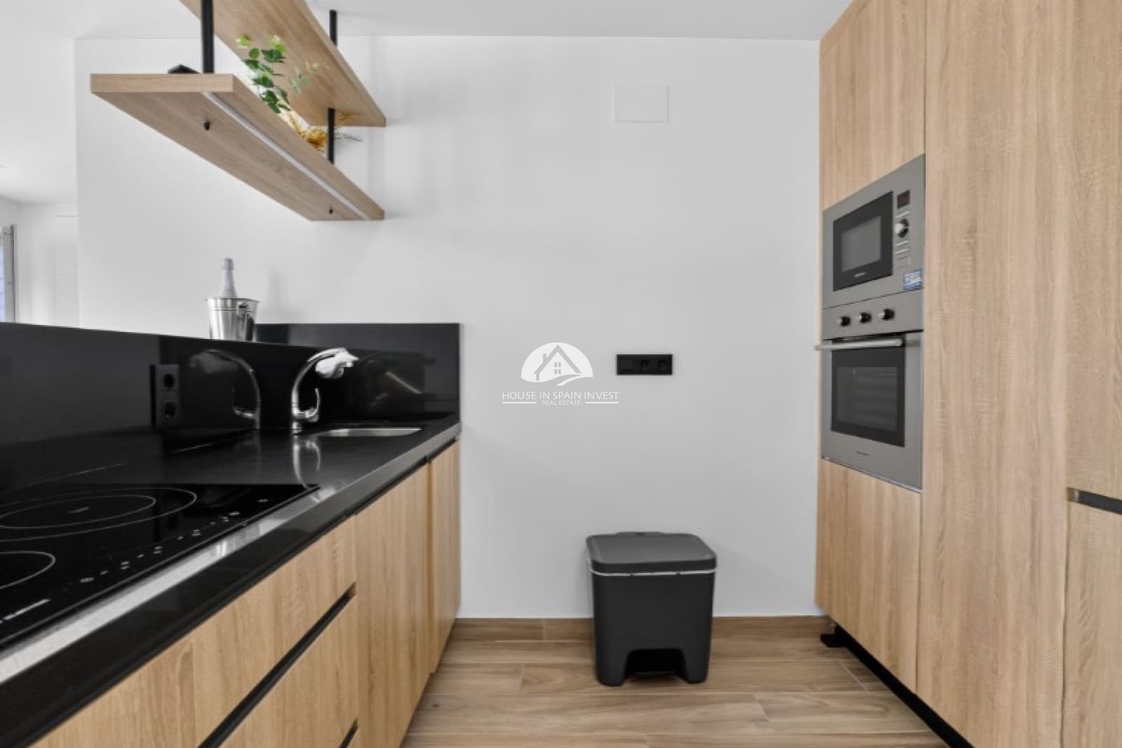 4 chambre Villa/Maison à vendre à Torrevieja - 495 000 € (Ref: 9955568)