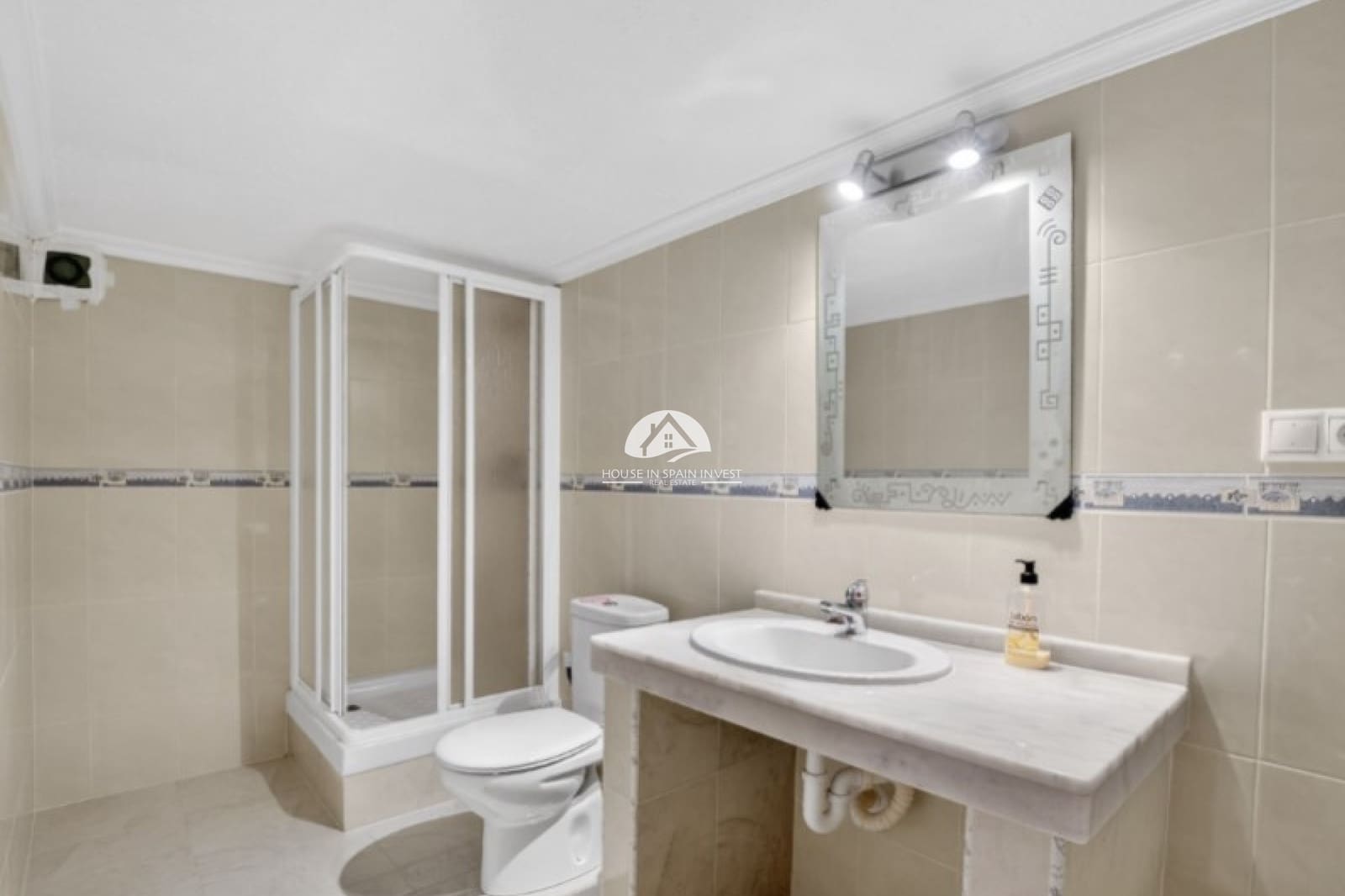 4 chambre Maison de Ville à vendre à Torrevieja - 329 000 € (Ref: 9955569)