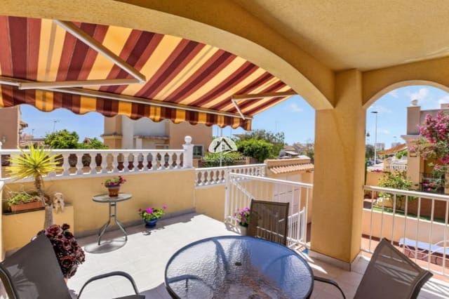 4 soverom Hus til salgs i Aguas Nuevas, Torrevieja - € 329 000 (Ref: 9955569)