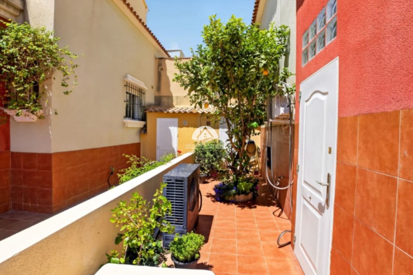 4 chambre Maison de Ville à vendre à Torrevieja - 329 000 € (Ref: 9955569)