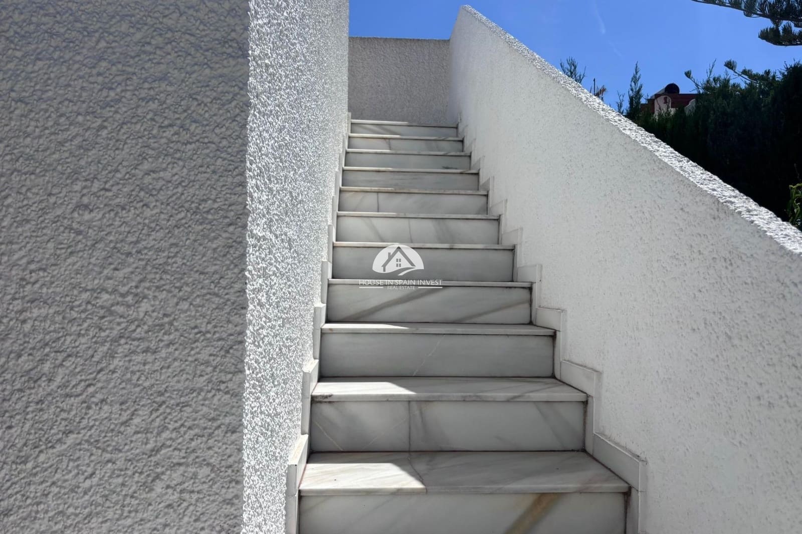 2 makuuhuone Huvila myytävänä paikassa Los Balcones mukana uima-altaan - 420 000 € (Ref: 9955570)