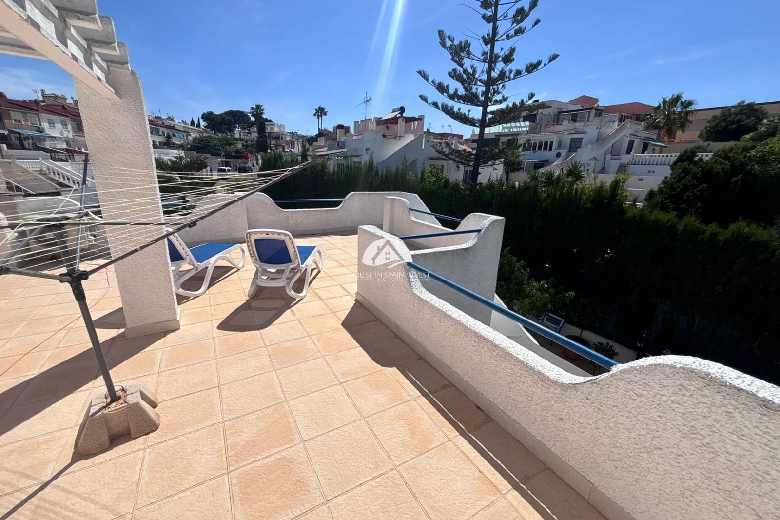 2 makuuhuone Huvila myytävänä paikassa Los Balcones mukana uima-altaan - 420 000 € (Ref: 9955570)