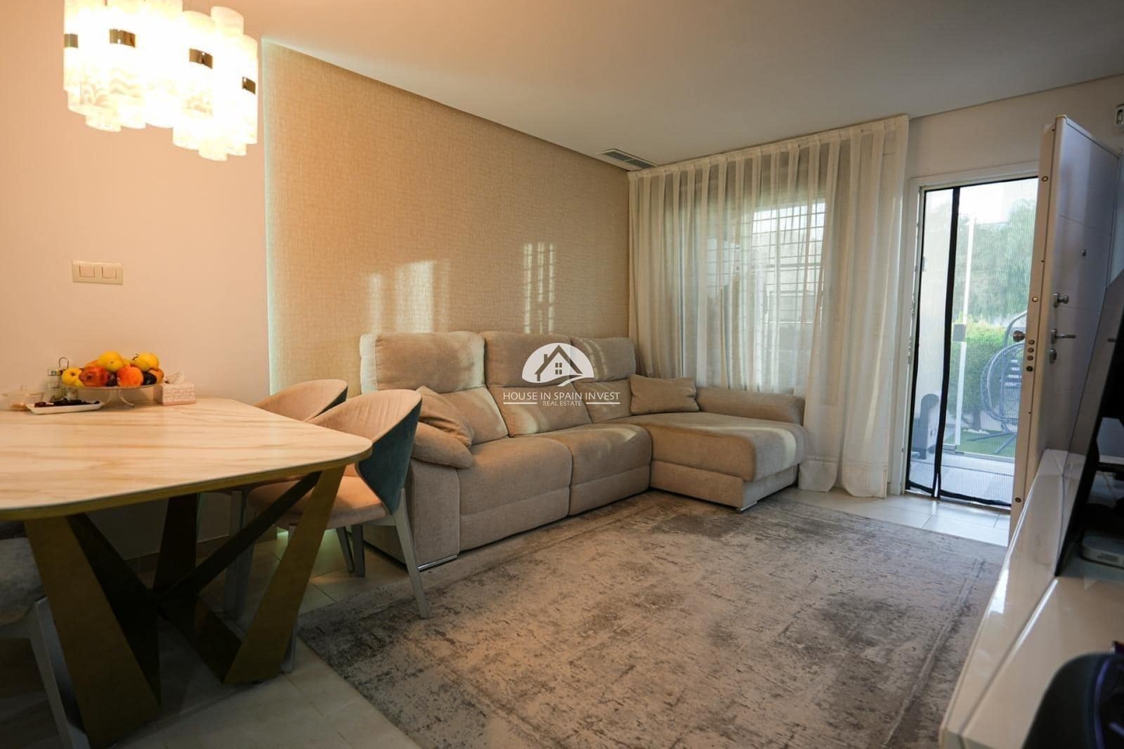 3 chambre Maison de Ville à vendre à Torrevieja avec piscine - 375 000 € (Ref: 9955573)