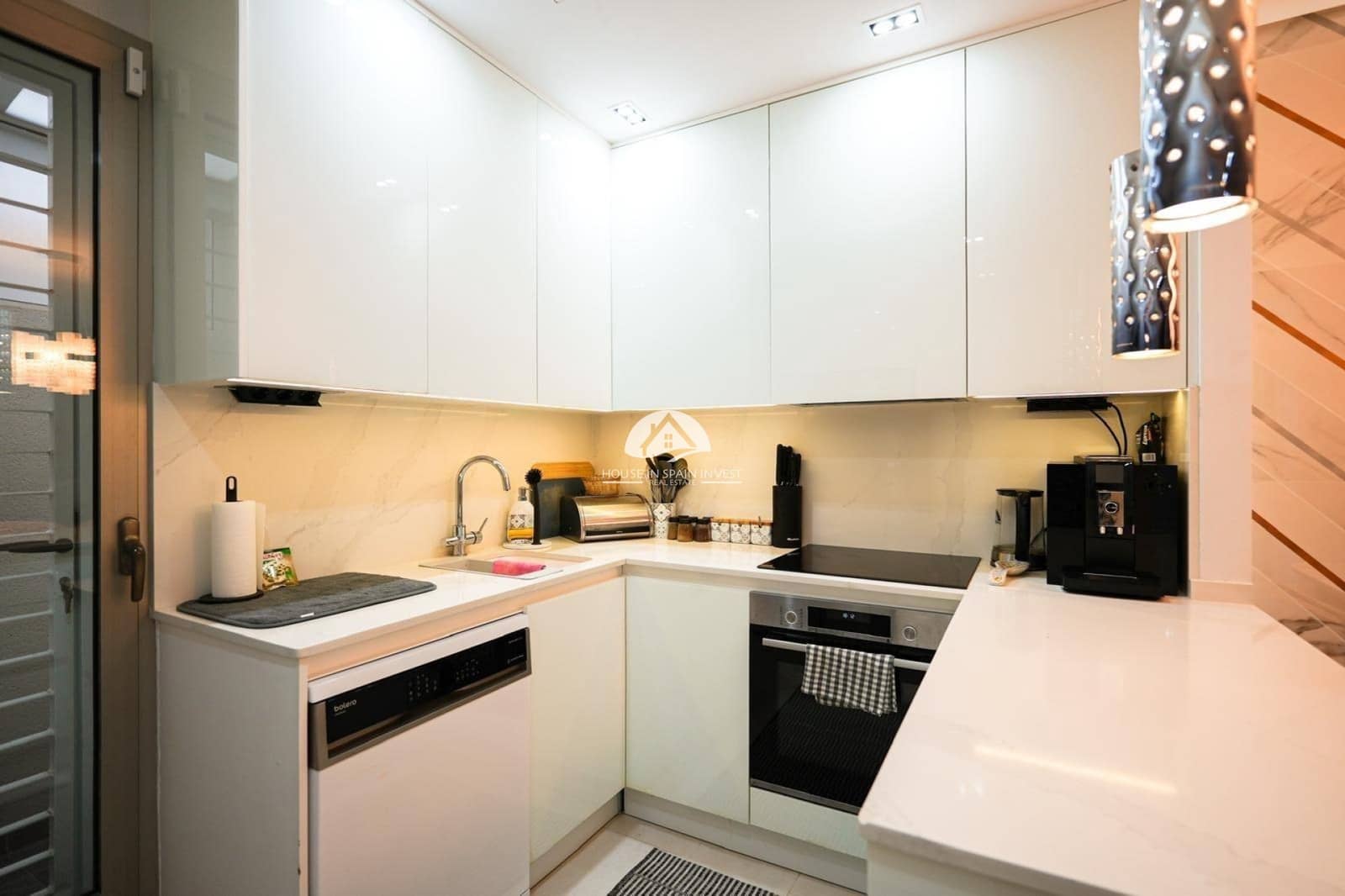 3 chambre Maison de Ville à vendre à Torrevieja avec piscine - 375 000 € (Ref: 9955573)