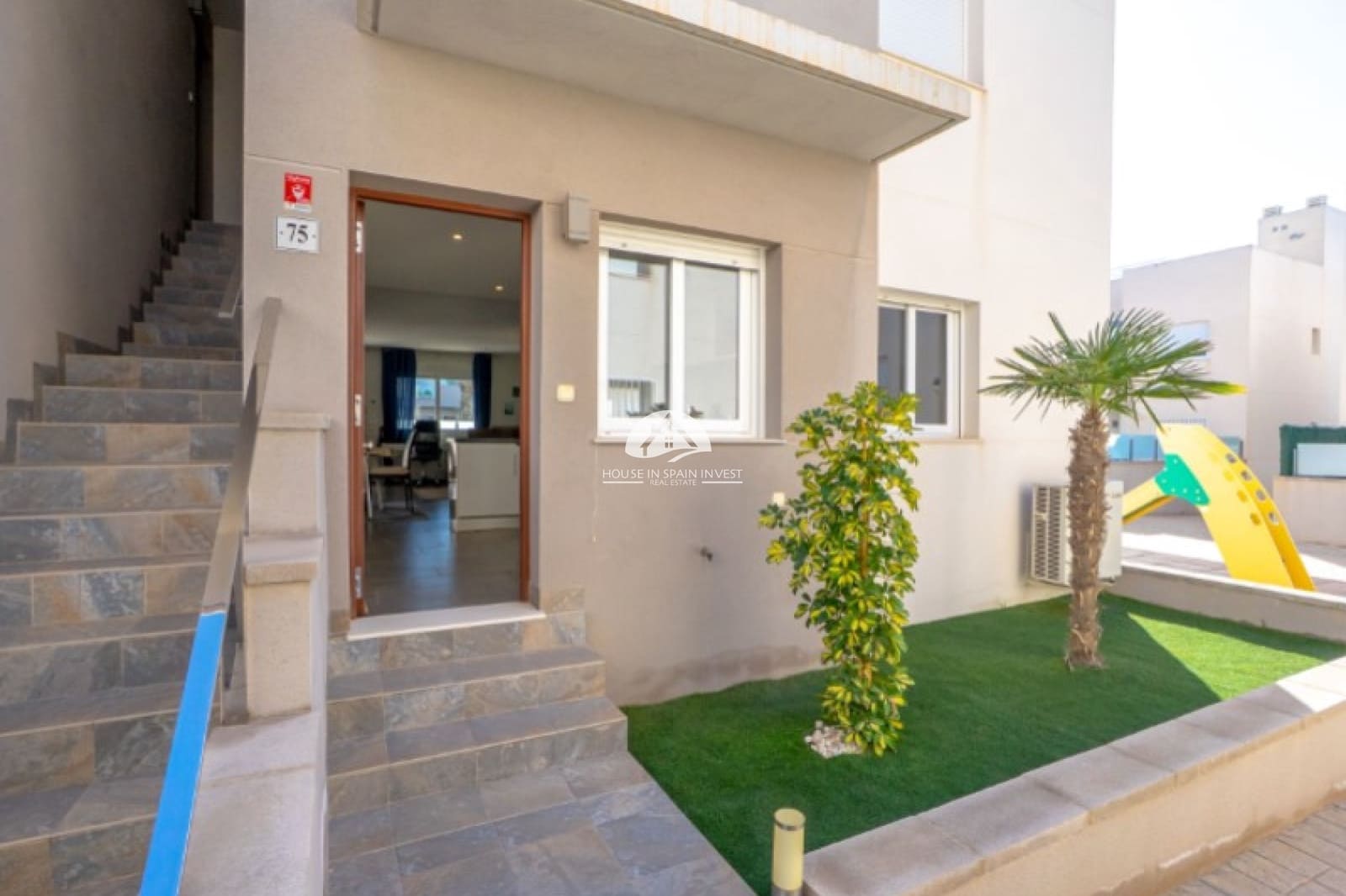 2 chambre Appartement à vendre à Torrevieja - 255 000 € (Ref: 9955576)
