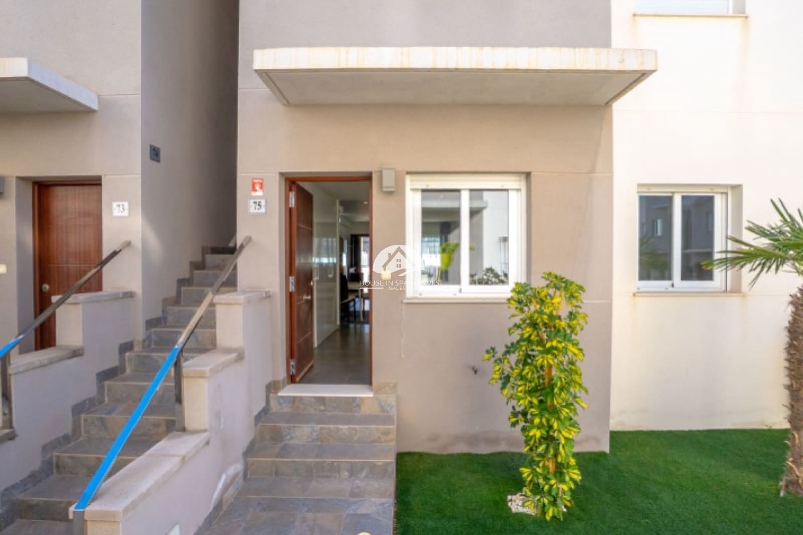 2 chambre Appartement à vendre à Torrevieja - 255 000 € (Ref: 9955576)