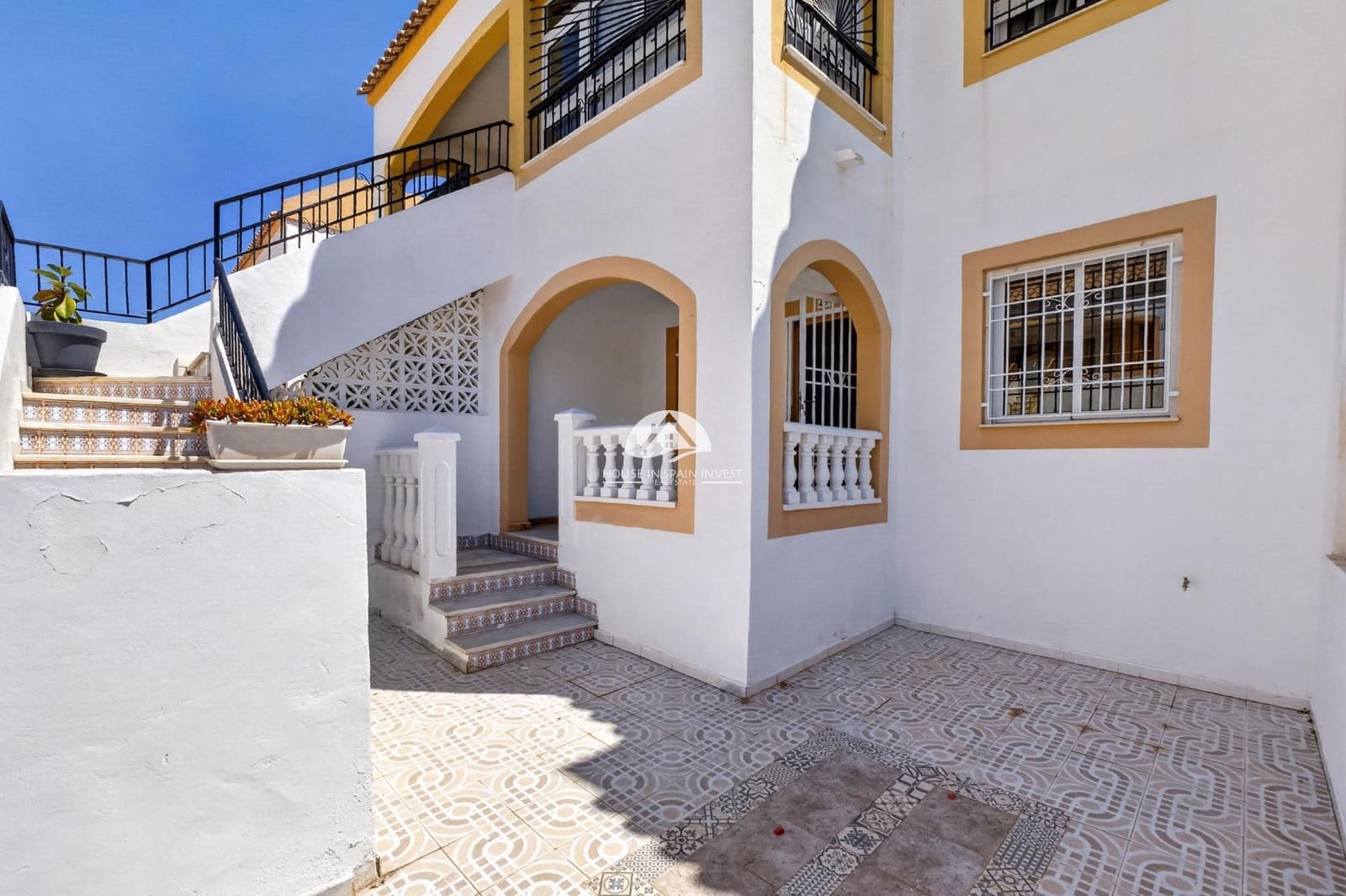 2 chambre Appartement à vendre à Torrevieja avec piscine garage - 129 900 € (Ref: 9955577)