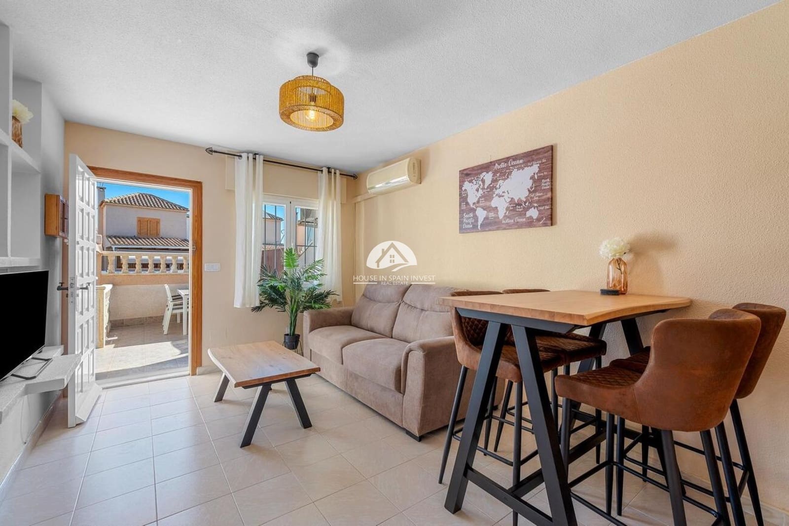 2 bedroom Townhouse for sale in Los Balcones - € 187,500 (Ref: 9955579)