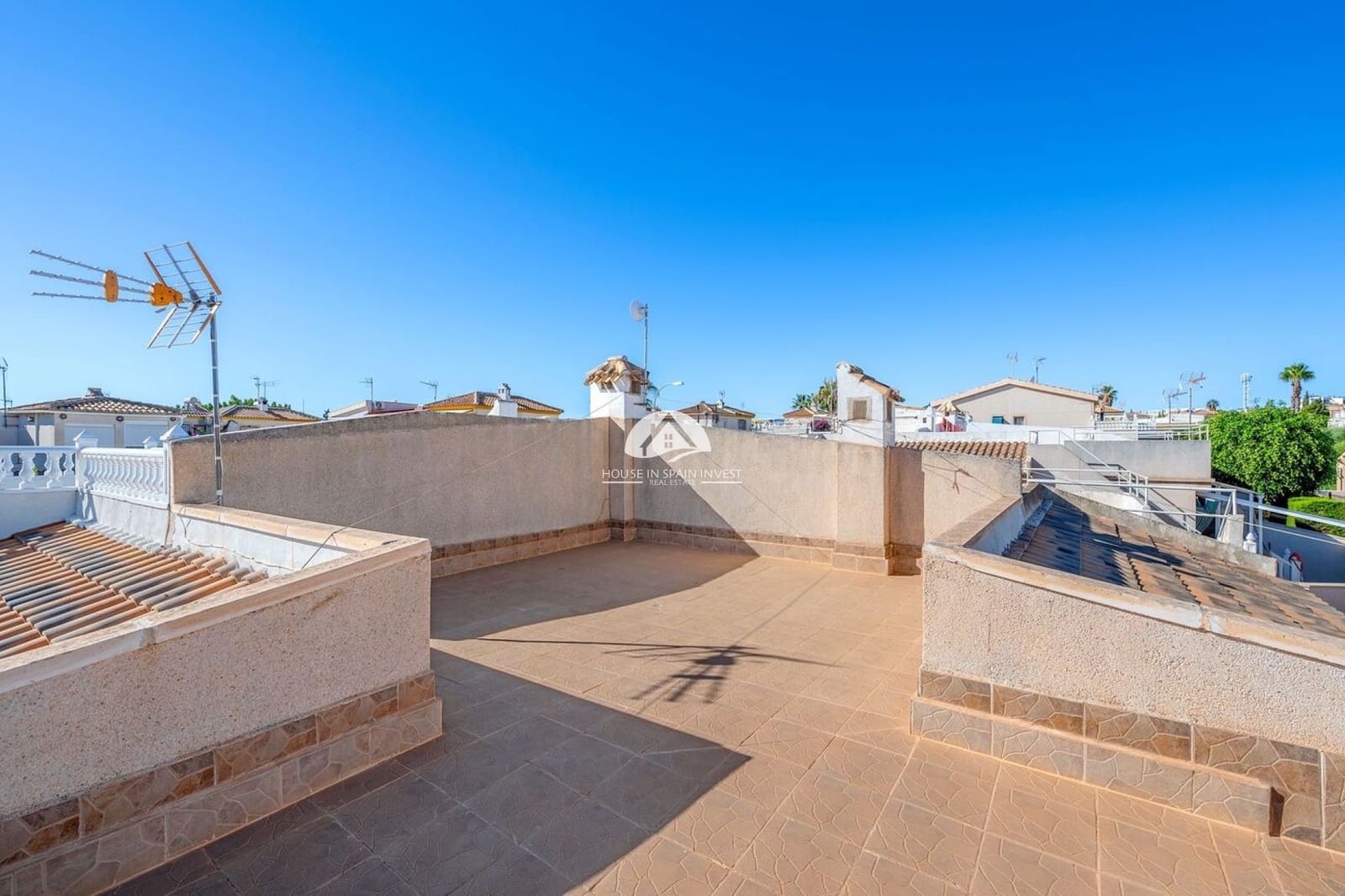 2 bedroom Townhouse for sale in Los Balcones - € 187,500 (Ref: 9955579)