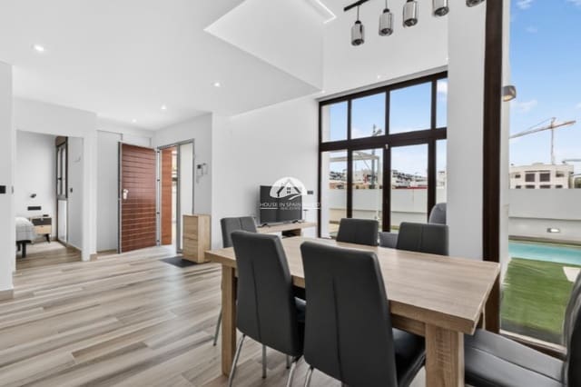 4 chambre Villa/Maison à vendre à Los Balcones - Los Altos, Torrevieja - 515 000 € (Ref: 9955583)