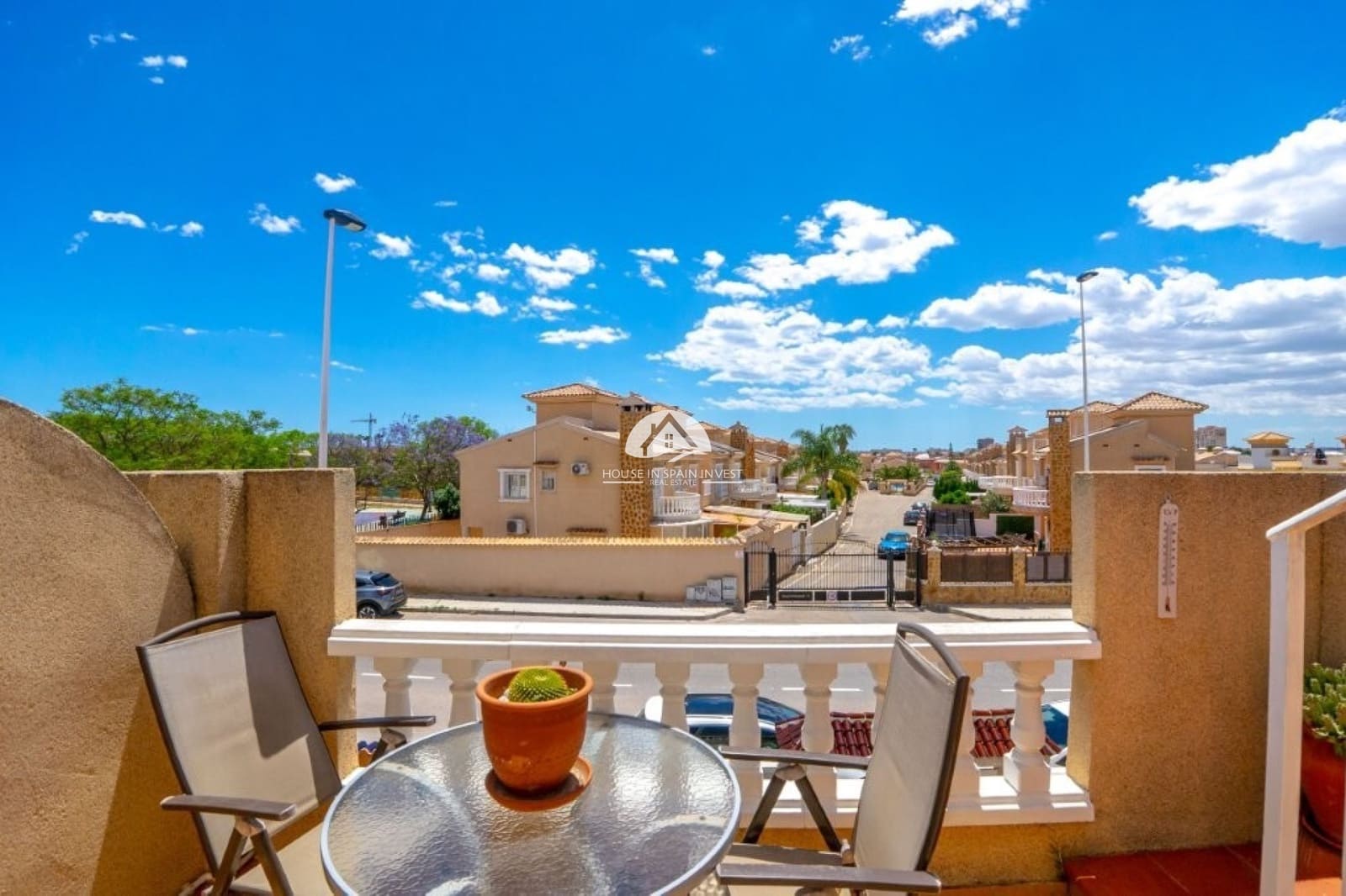 2 makuuhuone Omakotitalo myytävänä paikassa Torrevieja mukana uima-altaan - 199 000 € (Ref: 9955585)