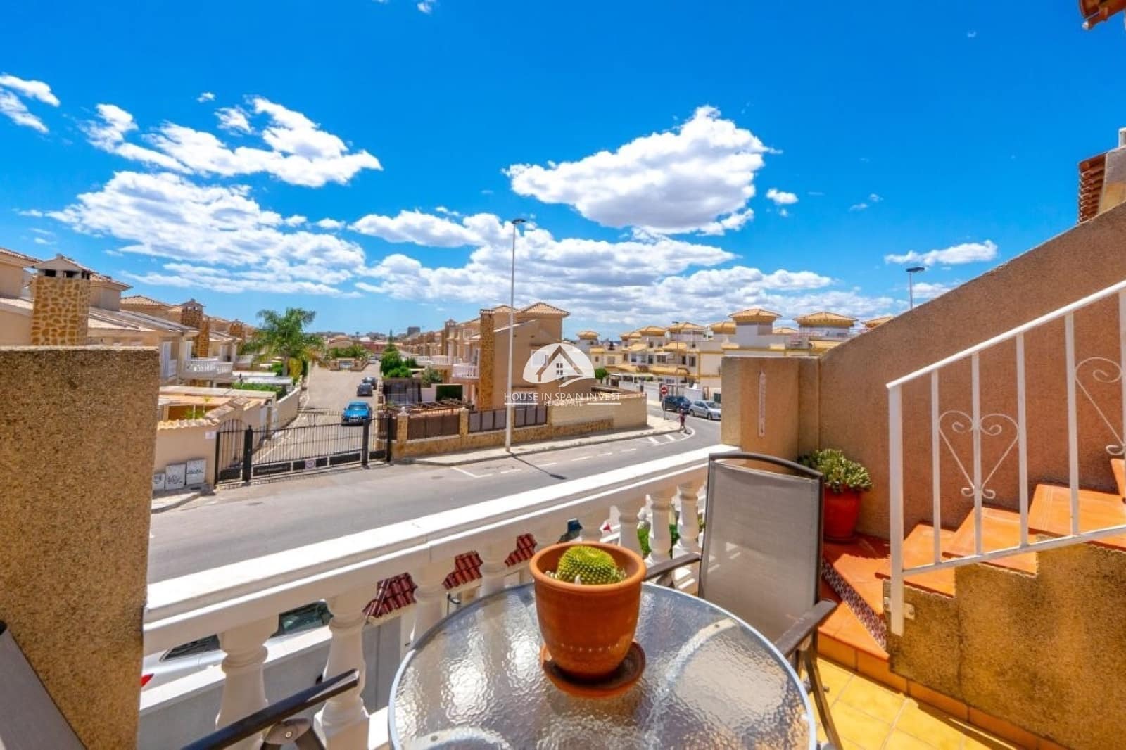 2 makuuhuone Omakotitalo myytävänä paikassa Torrevieja mukana uima-altaan - 199 000 € (Ref: 9955585)