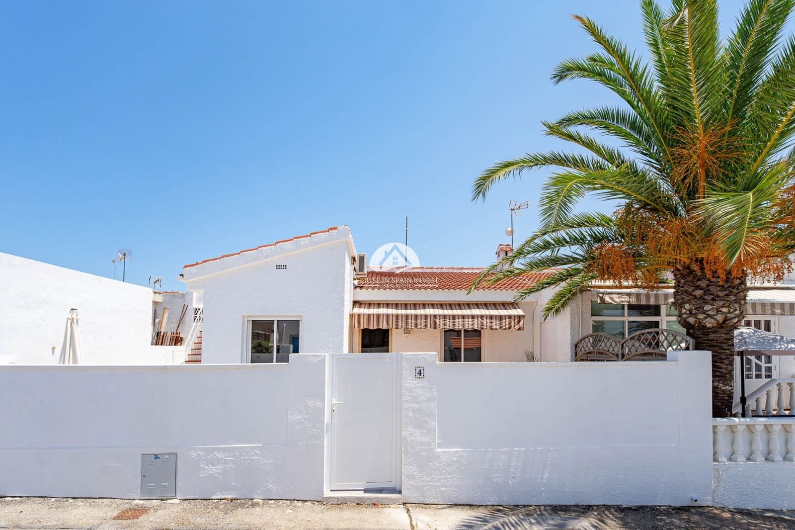 2 soverom Hus til salgs i Ciudad Quesada med svømmebasseng - € 185 000 (Ref: 9955589)
