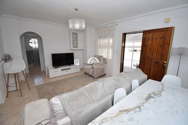 2 soverom Hus til salgs i Punta Prima, Torrevieja med svømmebasseng - € 204 950 (Ref: 9955596)