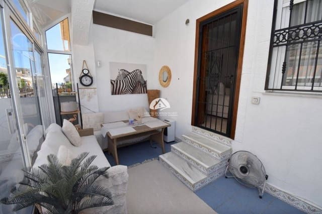 2 soverom Hus til salgs i Punta Prima, Torrevieja med svømmebasseng - € 204 950 (Ref: 9955596)