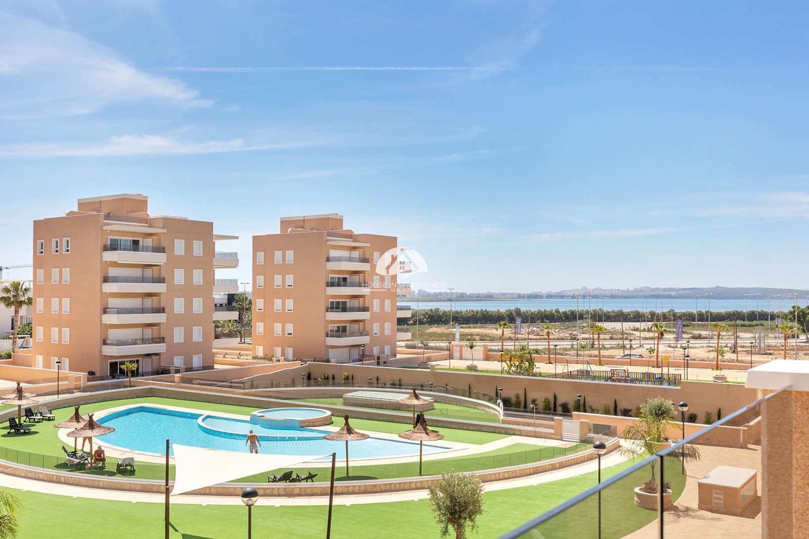 3 quarto Apartamento para venda em Guardamar del Segura com piscina garagem - 299 900 € (Ref: 9955599)