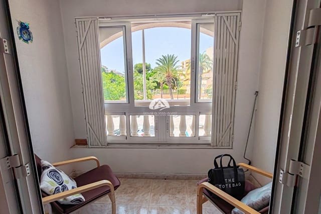 2 slaapkamer Appartement te koop in Avenida Habaneras - Curva de Palangre, Torrevieja met zwembad - € 124.900 (Ref: 9955600)