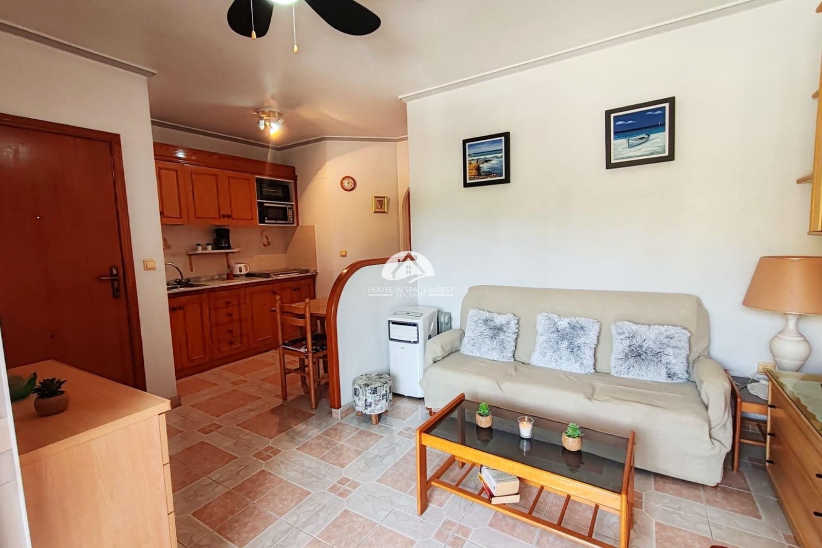 2 slaapkamer Appartement te koop in Torrevieja met zwembad - € 124.900 (Ref: 9955600)