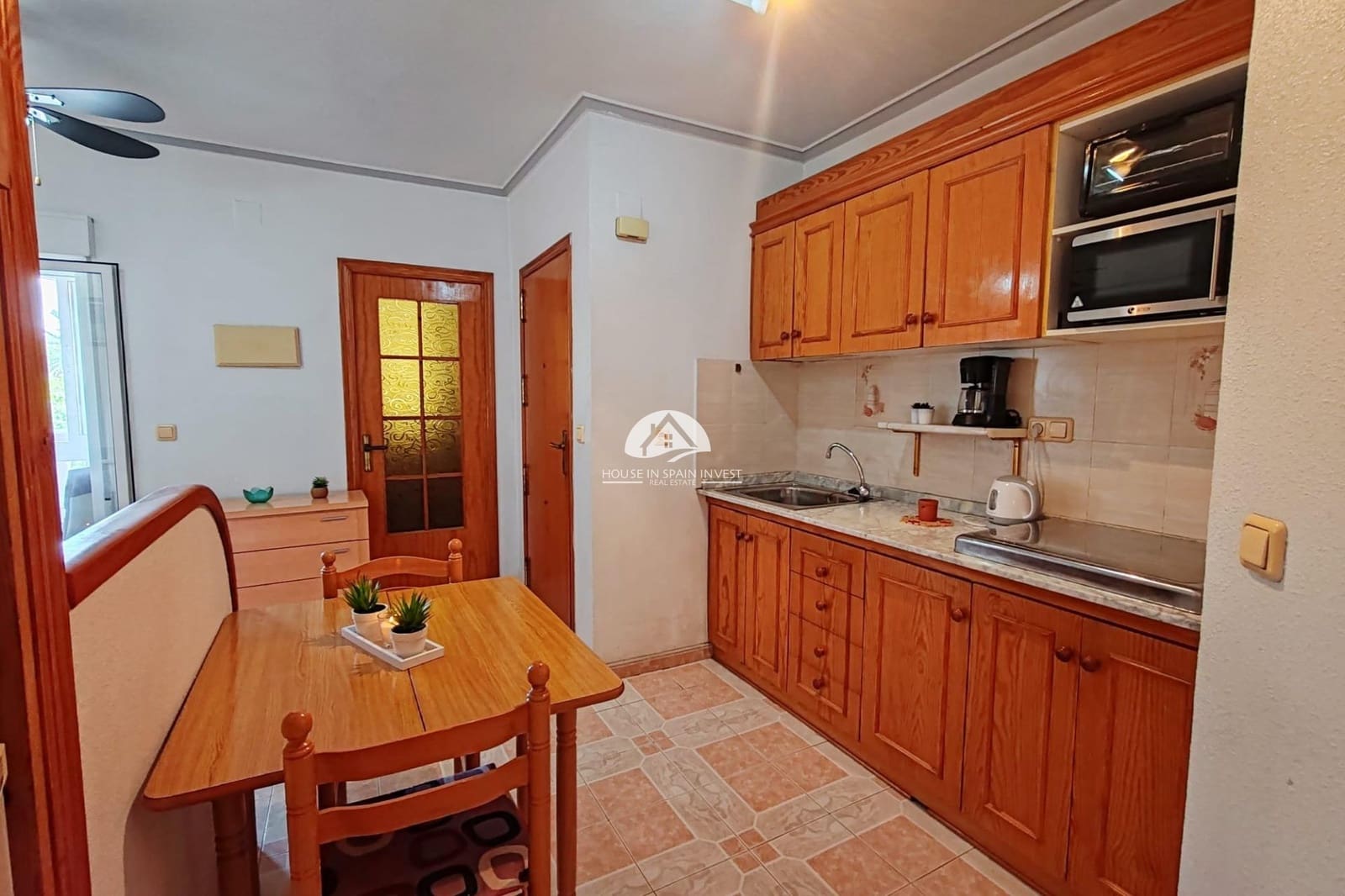 2 slaapkamer Appartement te koop in Torrevieja met zwembad - € 124.900 (Ref: 9955600)