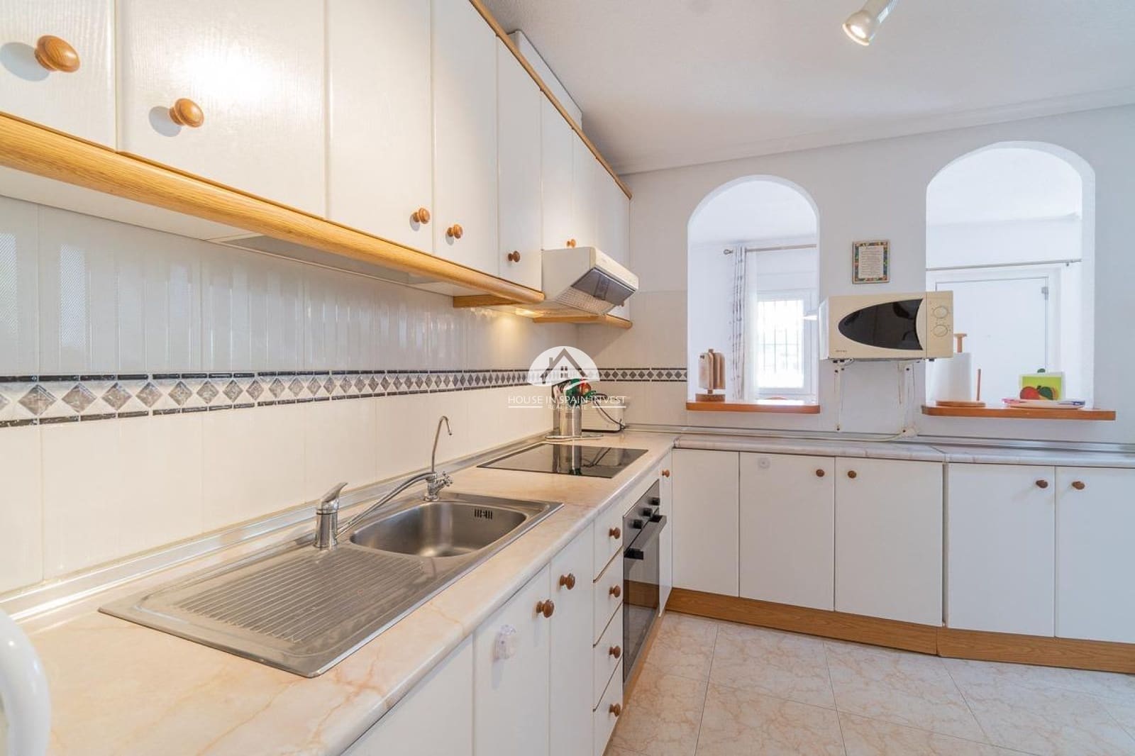 2 sypialnia Dom na sprzedaż w Playa Flamenca z basenem - 264 000 € (Ref: 9955601)