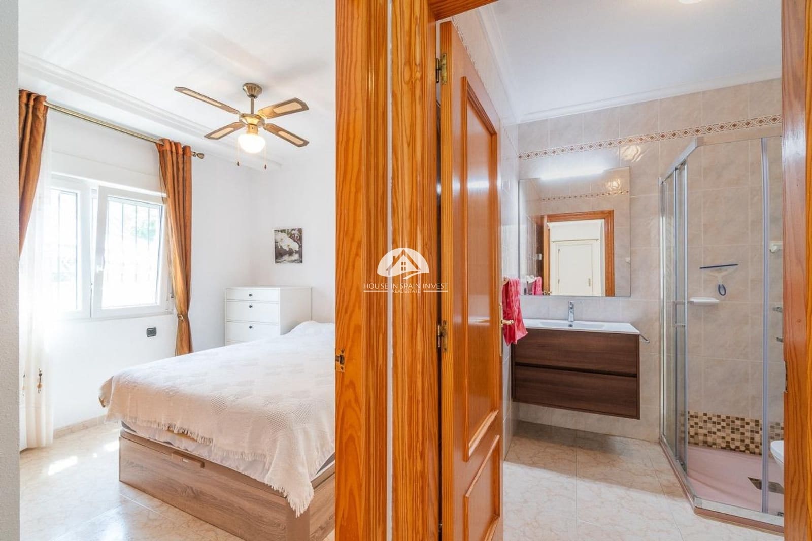 2 sypialnia Dom na sprzedaż w Playa Flamenca z basenem - 264 000 € (Ref: 9955601)