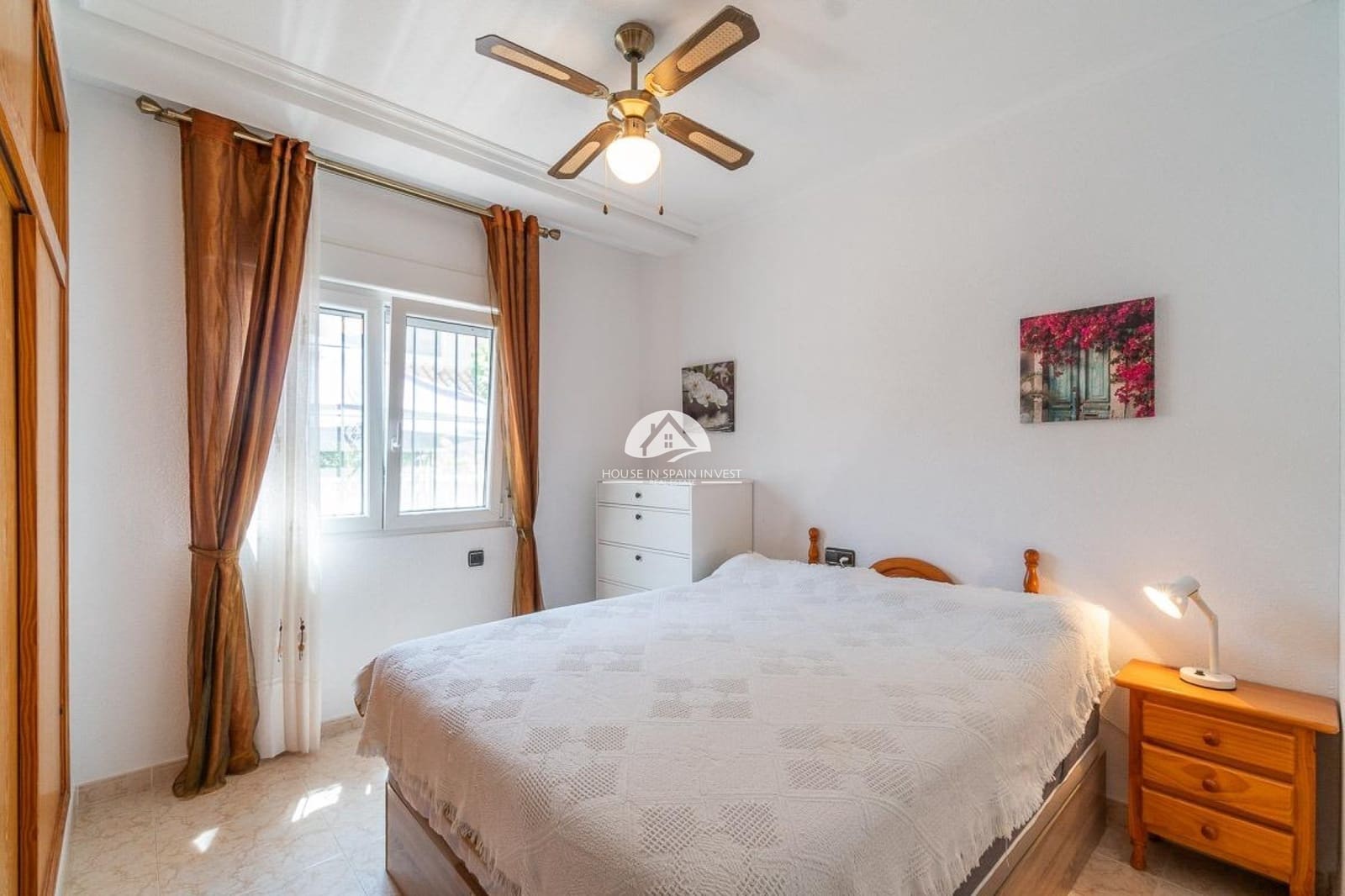 2 sypialnia Dom na sprzedaż w Playa Flamenca z basenem - 264 000 € (Ref: 9955601)