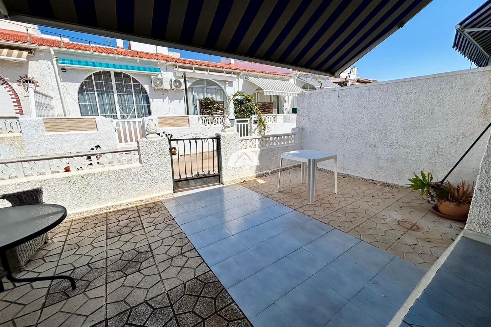 2 soverom Hus til salgs i Torrevieja - € 114 000 (Ref: 9955604)