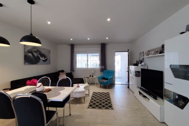 4 camera da letto Casa in vendita in Parque Acuático - Sector 25, Torrevieja con piscina - 395.000 € (Rif: 9955607)