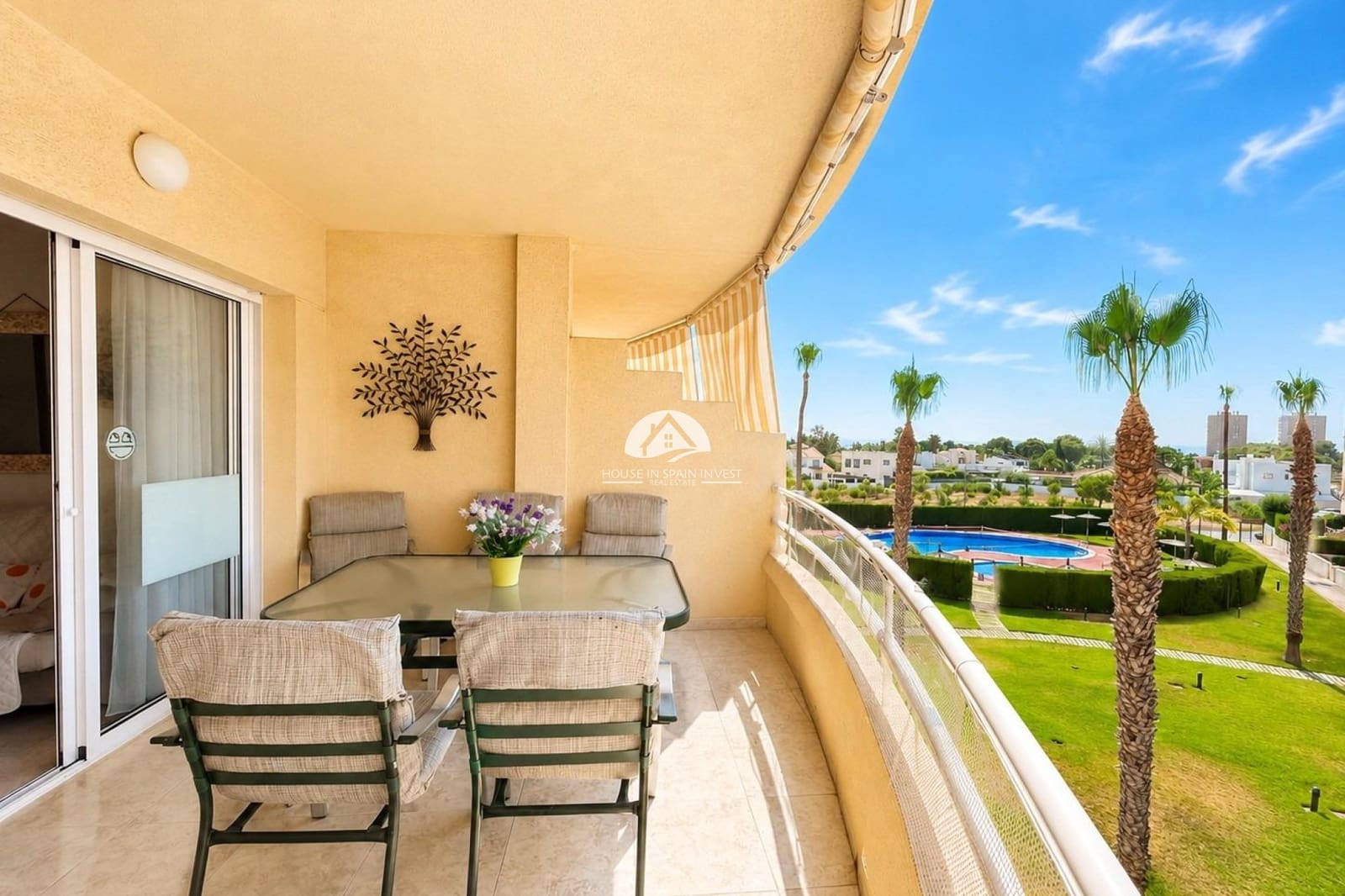 2 bedroom Apartment for sale in Dehesa de Campoamor with pool - € 205,000 (Ref: 9955608)